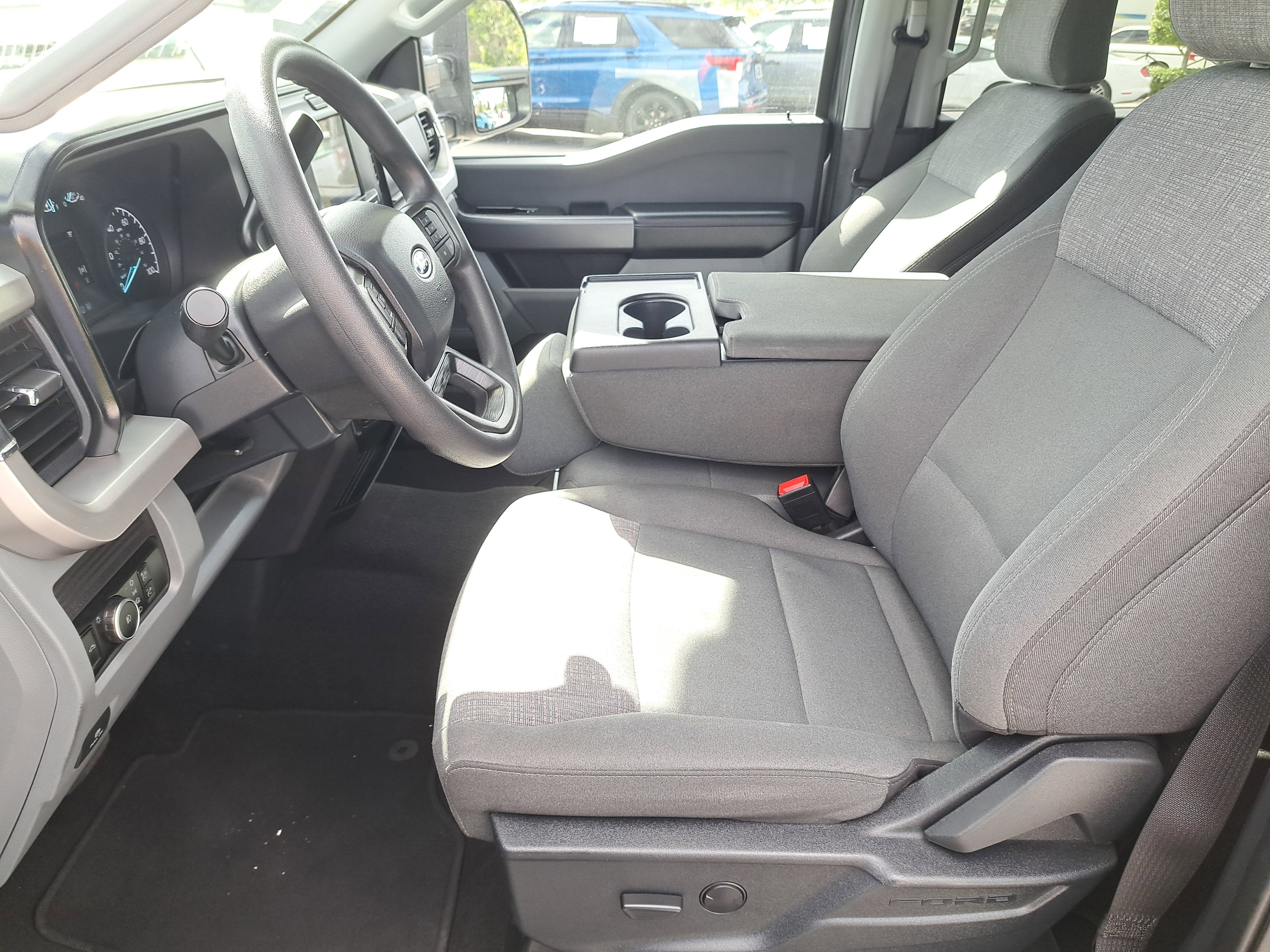 2025 Ford Super Duty F-250 SRW XLT