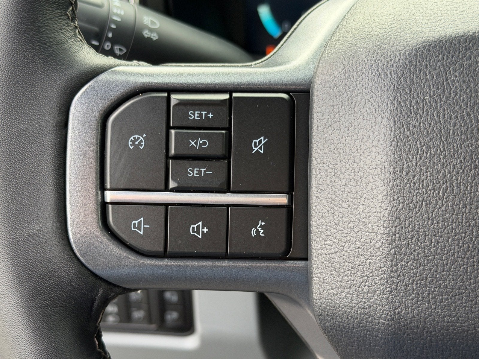 2027 Ford Super Duty F-250 SRW XLT