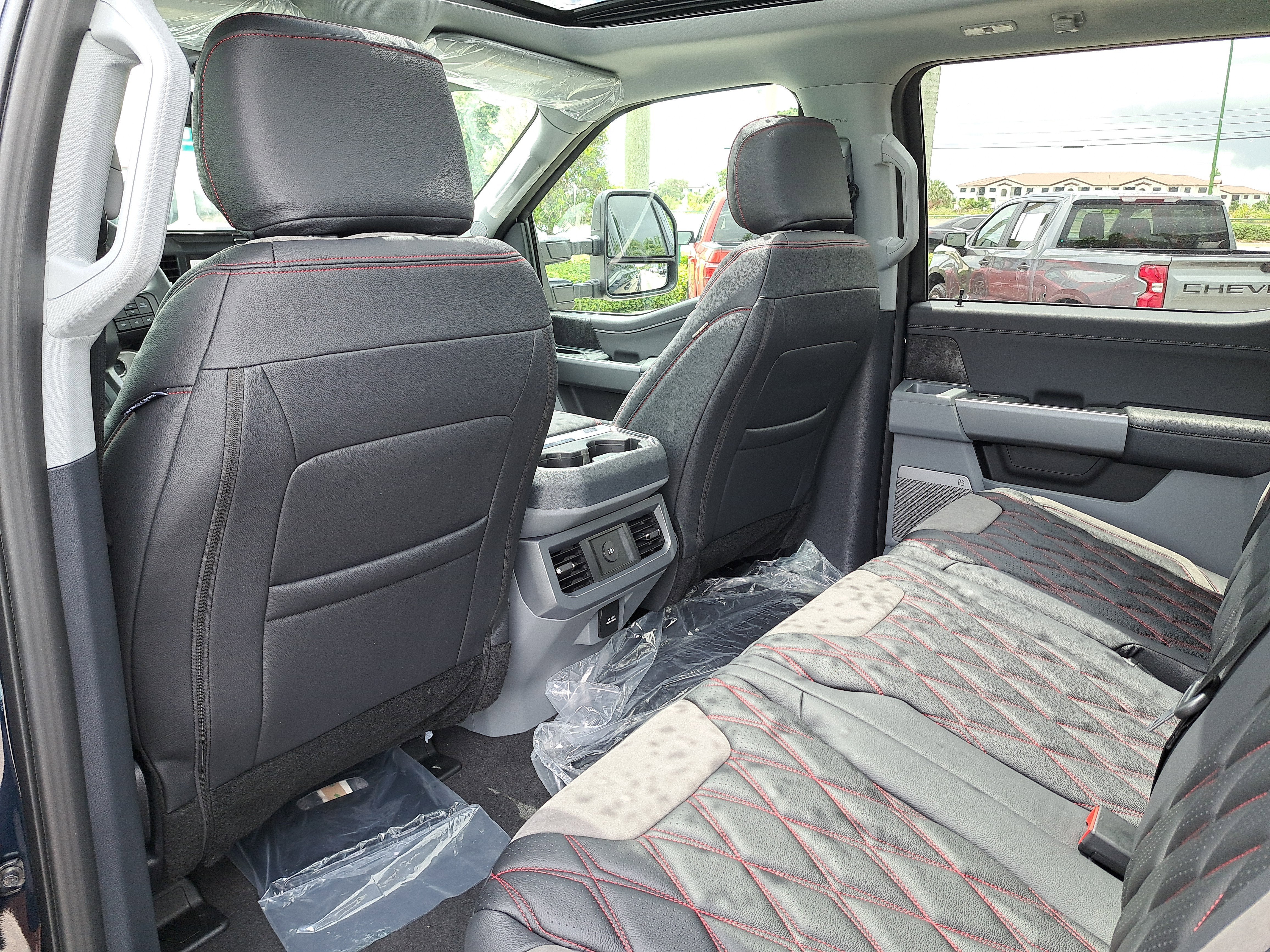 2025 Ford Super Duty F-250 SRW XLT