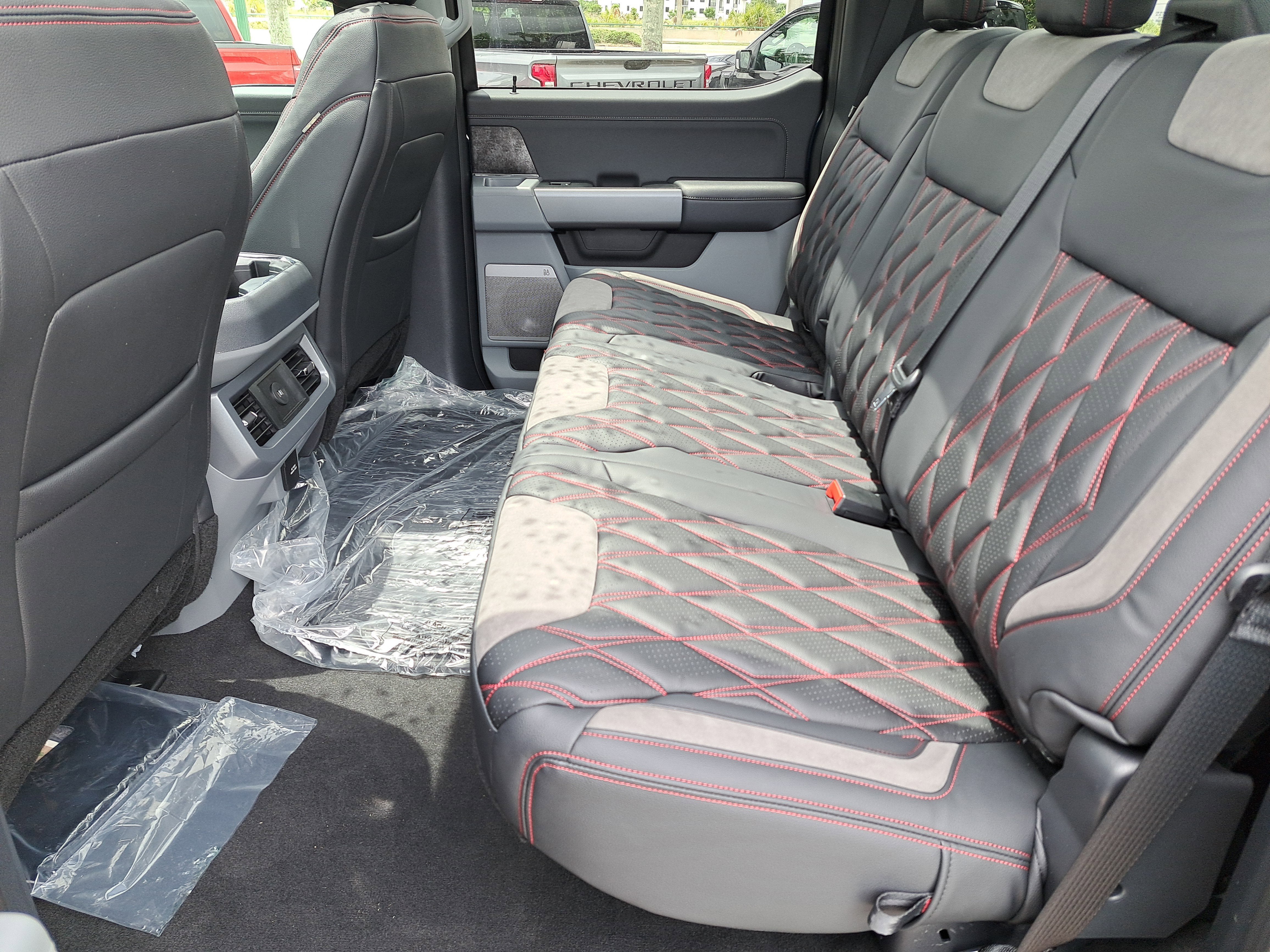 2025 Ford Super Duty F-250 SRW XLT