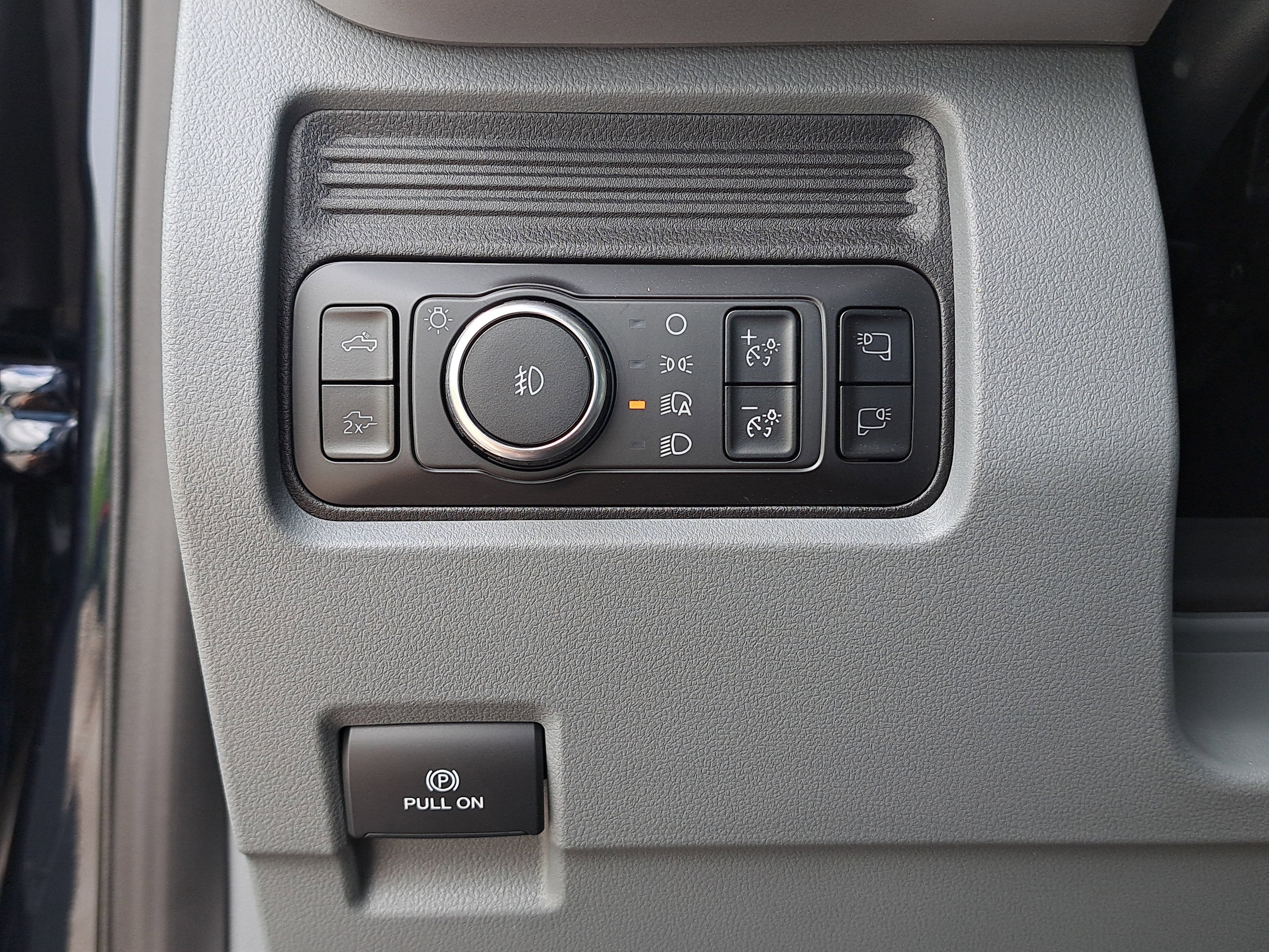 2025 Ford Super Duty F-250 SRW XLT