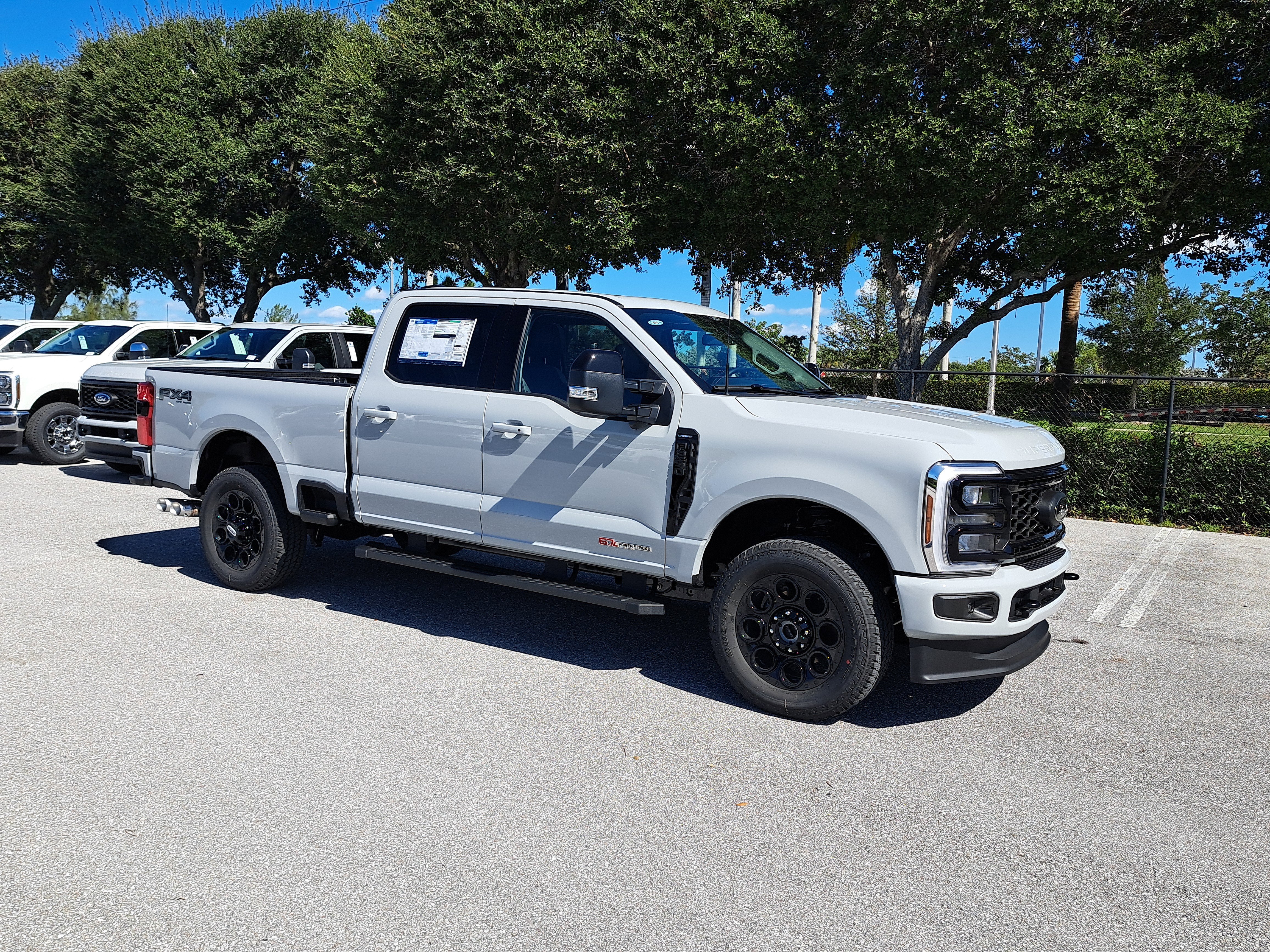2026 Ford Super Duty F-250 SRW LARIAT
