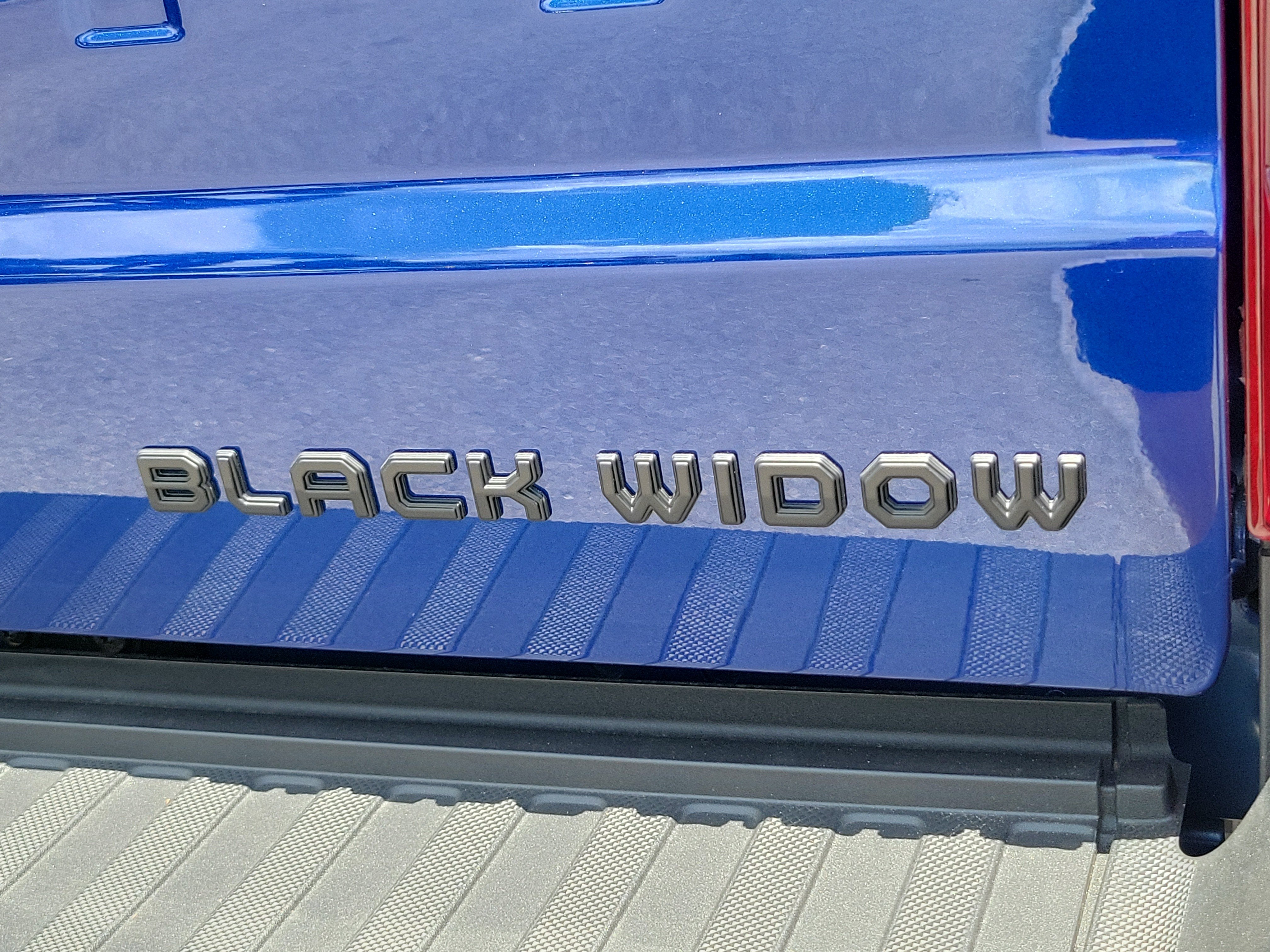 2026 Ford Super Duty F-250 SRW Black Widow