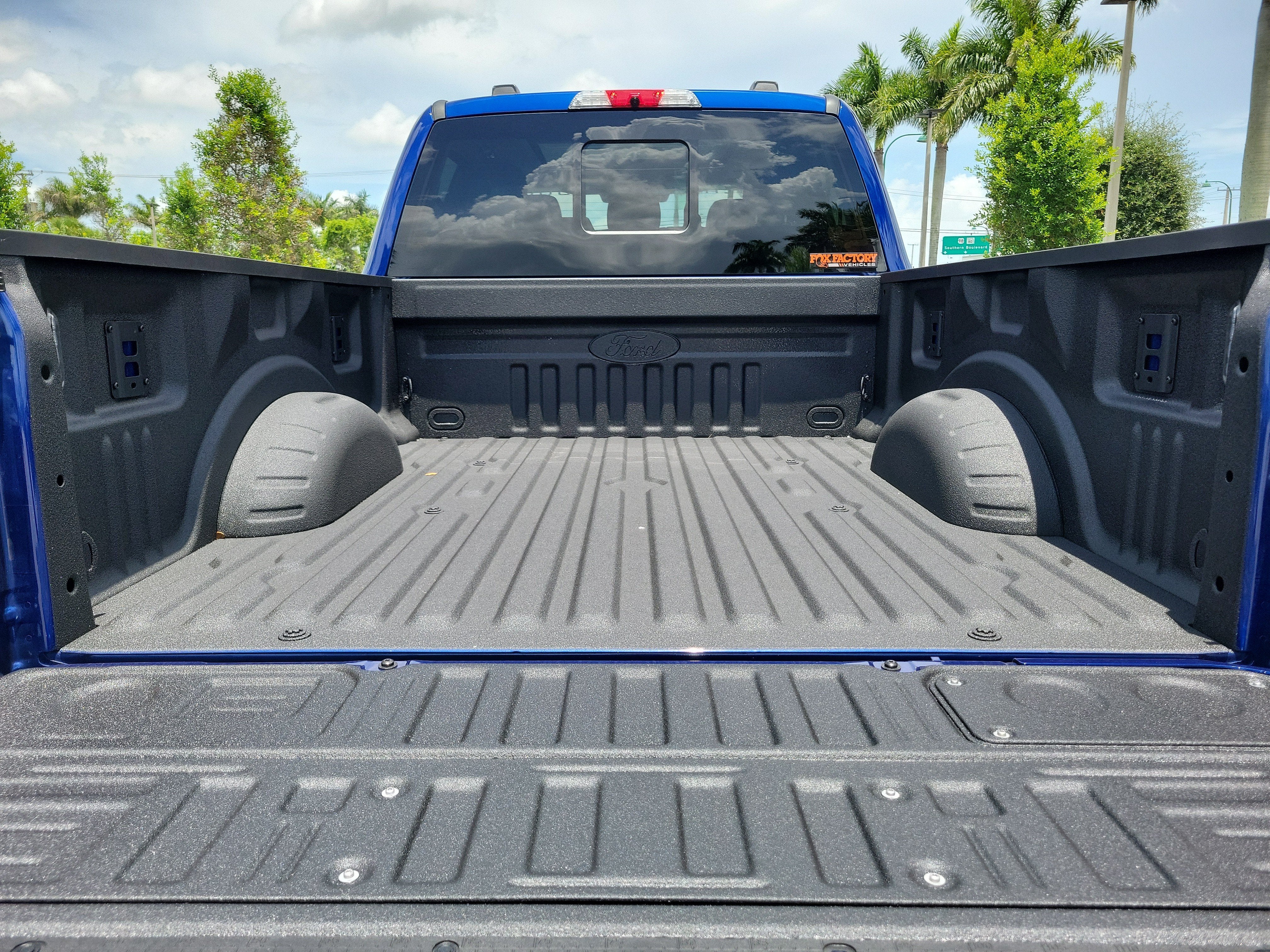 2026 Ford Super Duty F-250 SRW Black Widow