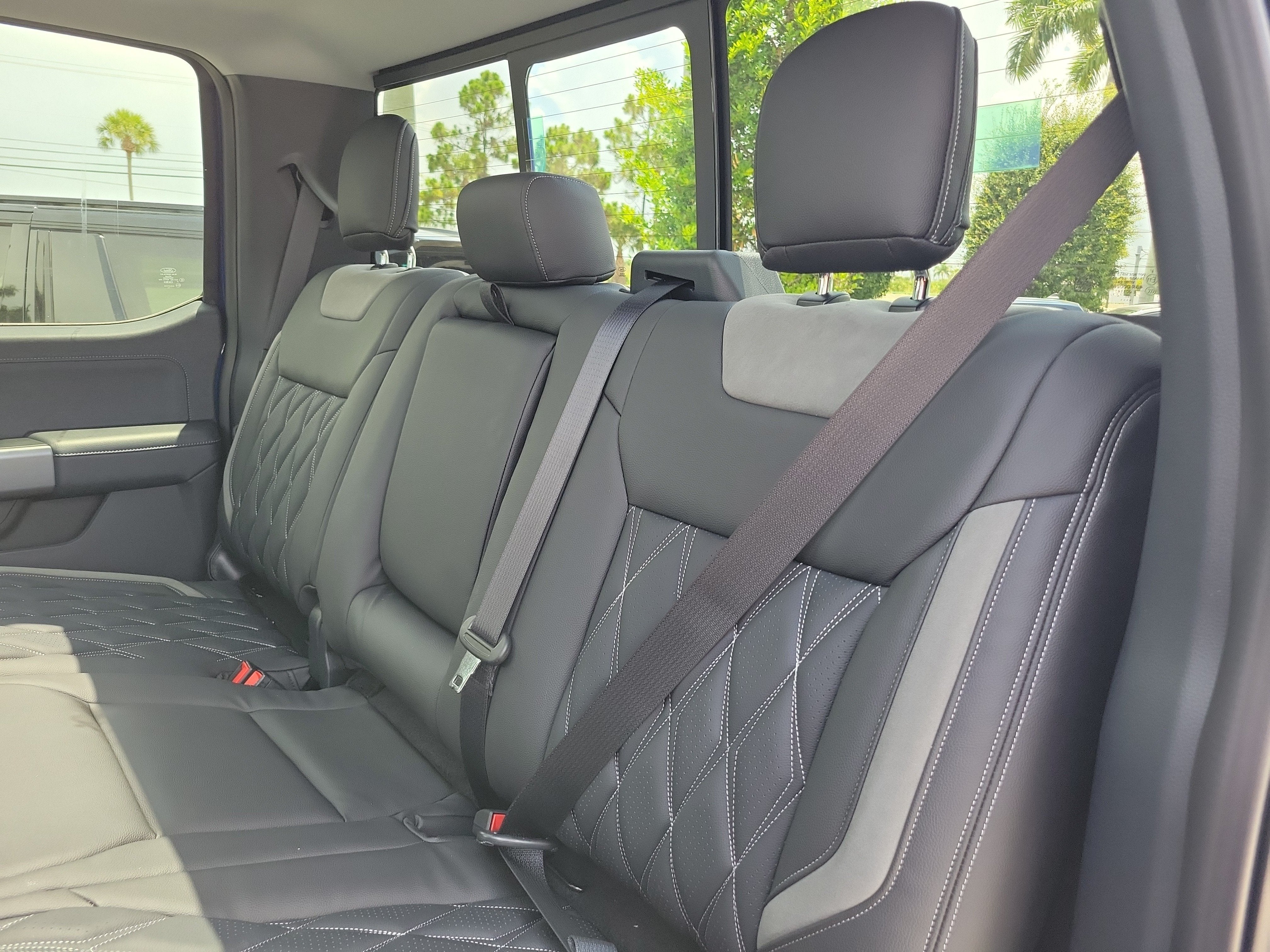 2026 Ford Super Duty F-250 SRW Black Widow