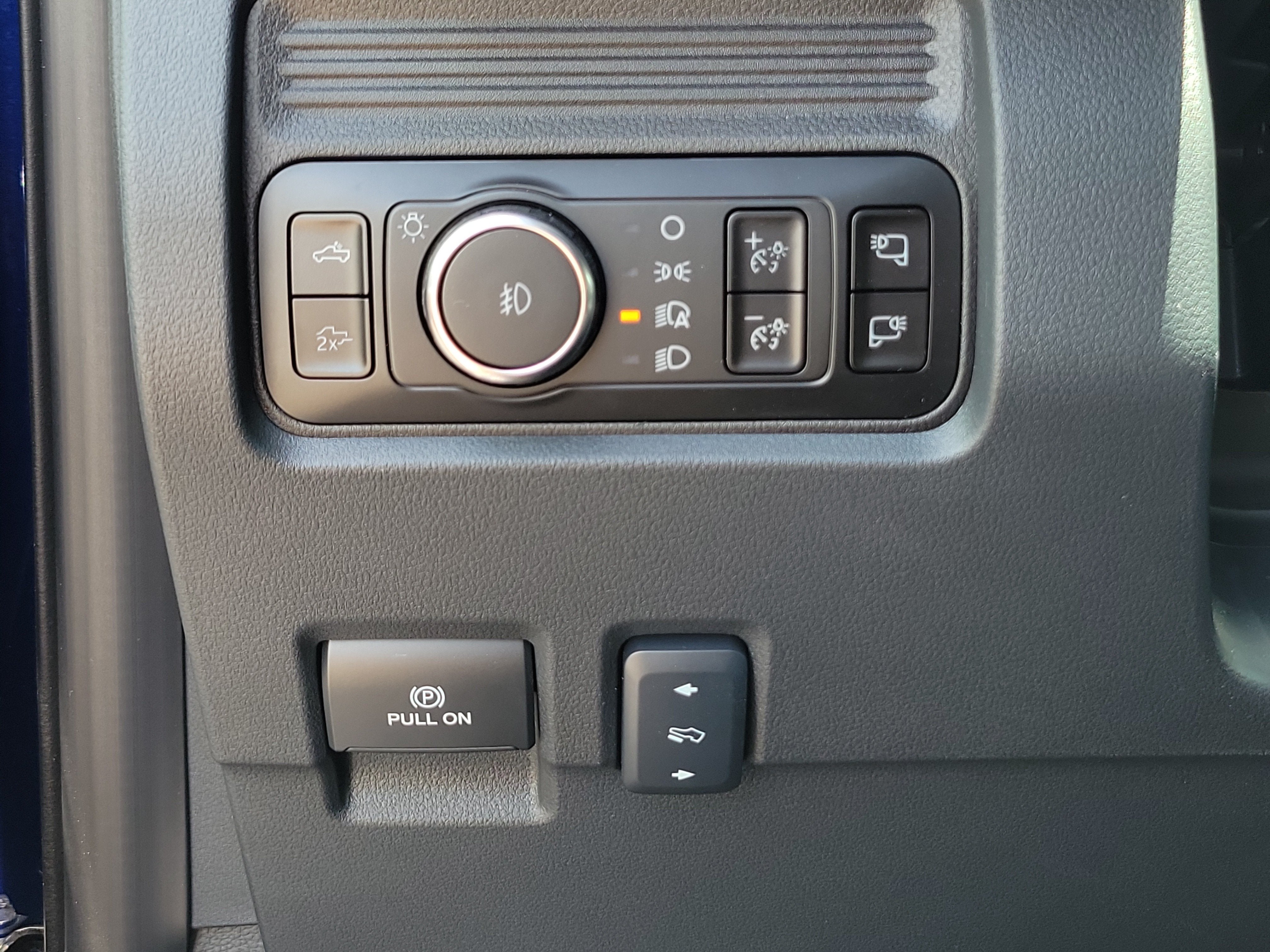 2026 Ford Super Duty F-250 SRW Black Widow