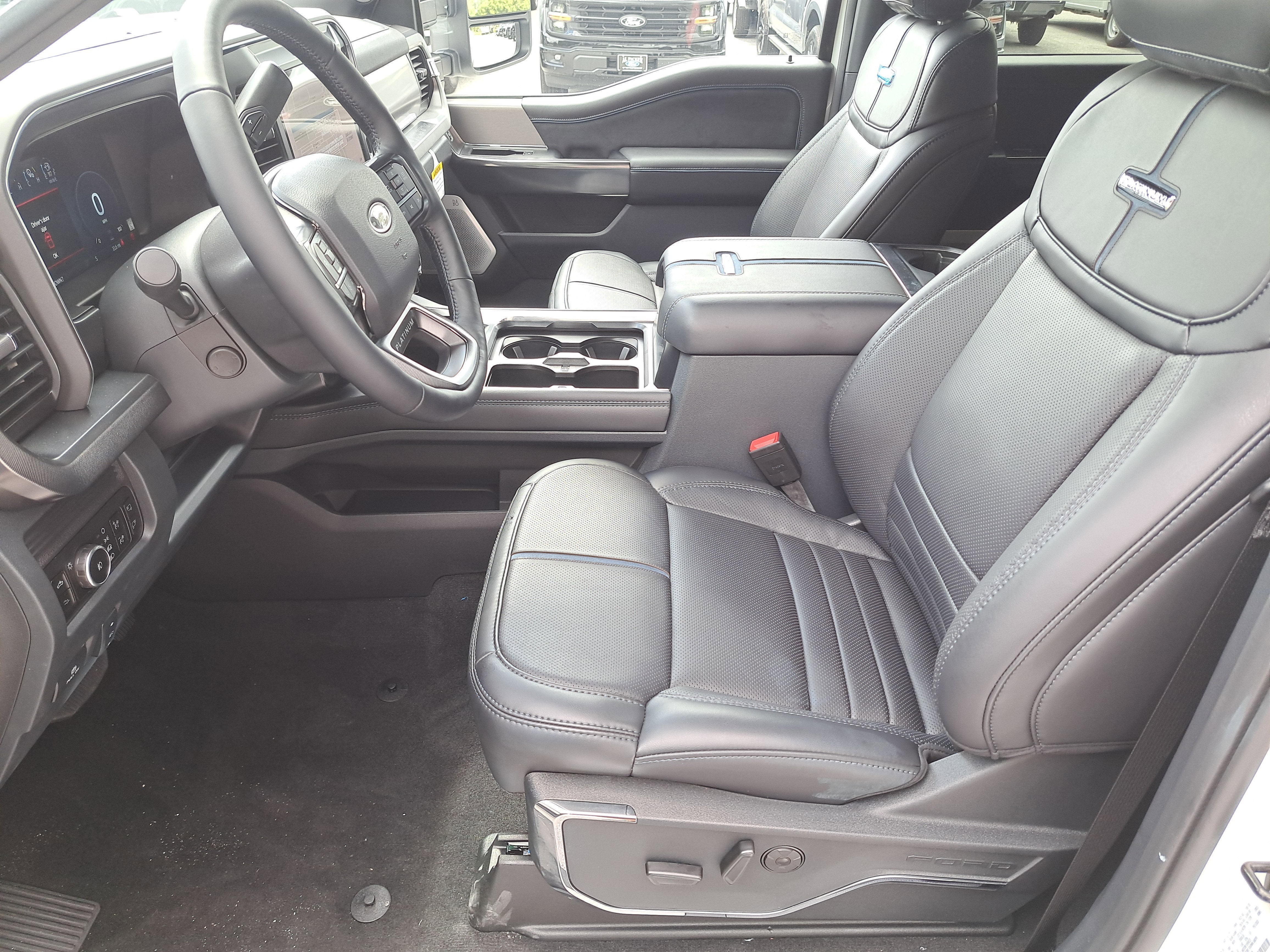 2026 Ford Super Duty F-250 SRW Platinum