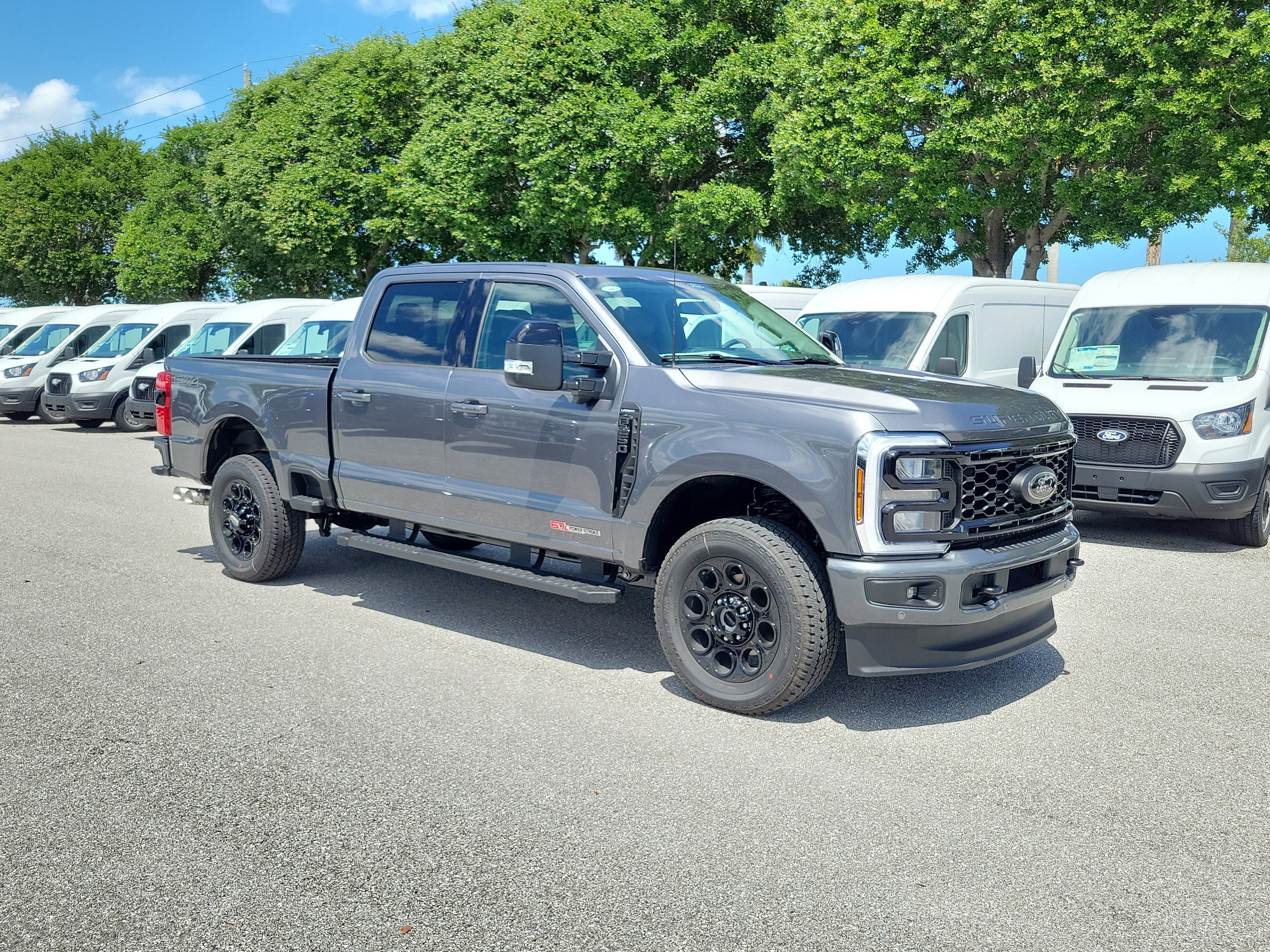 2026 Ford Super Duty F-250 SRW LARIAT