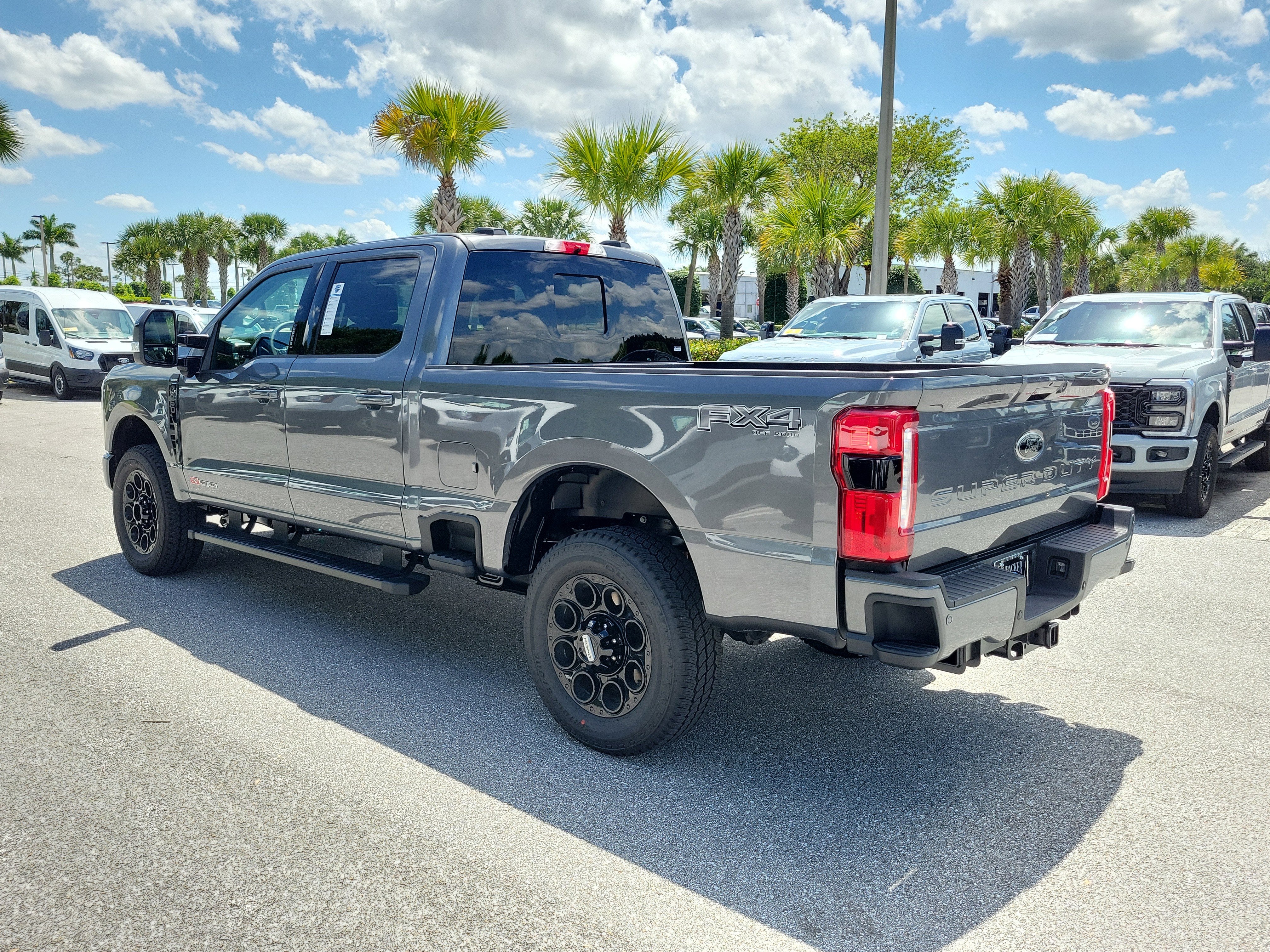 2026 Ford Super Duty F-250 SRW LARIAT