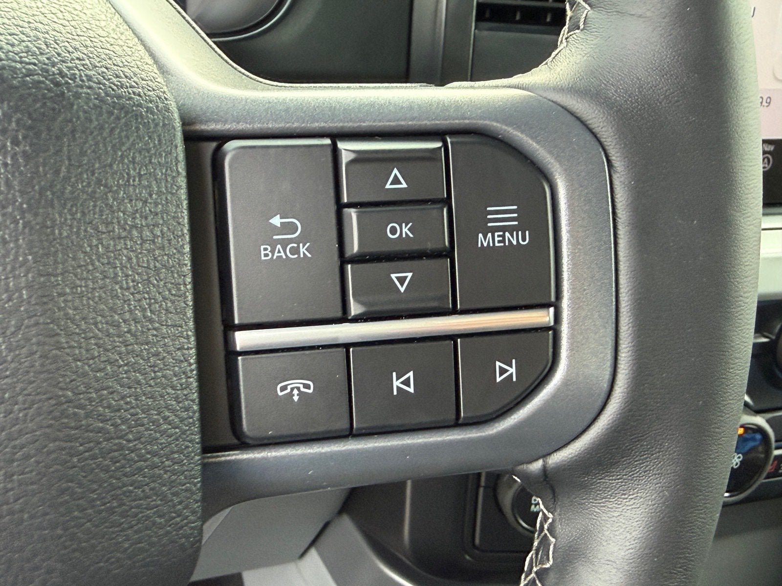 2027 Ford Super Duty F-250 SRW XLT