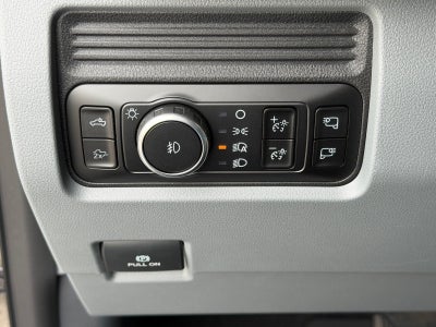 2027 Ford Super Duty F-250 SRW XLT