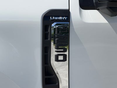 2027 Ford Super Duty F-250 SRW Lariat