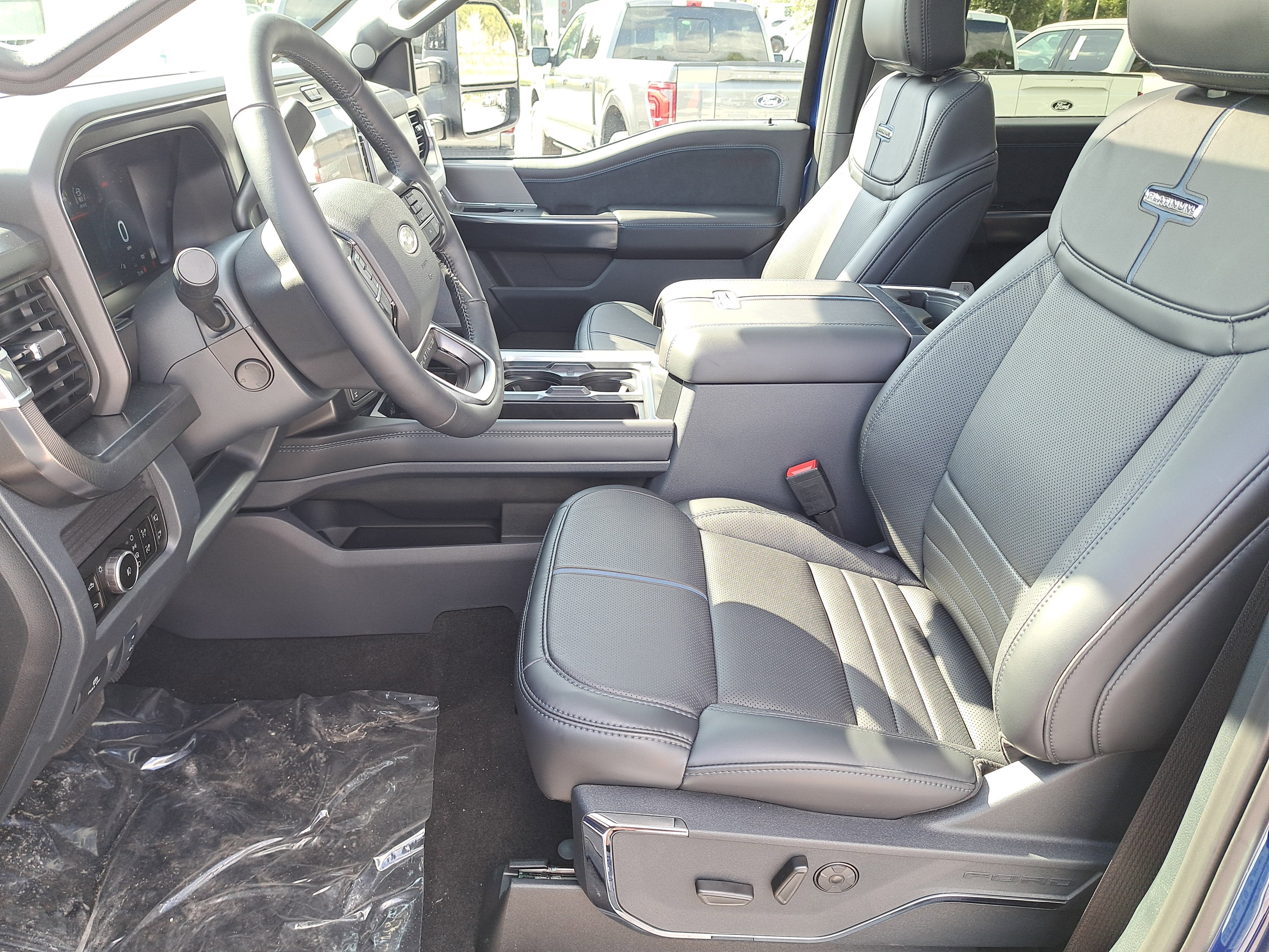 2026 Ford Super Duty F-250 SRW Platinum