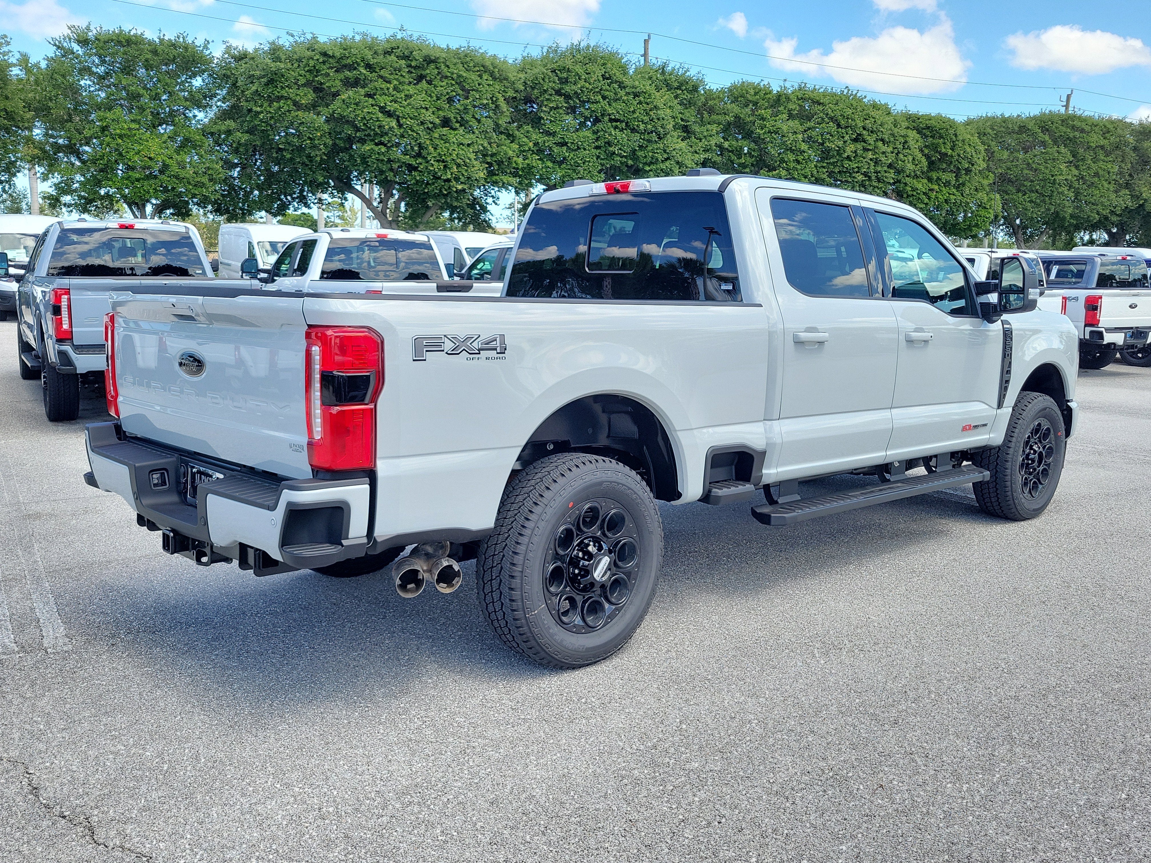 2026 Ford Super Duty F-250 SRW LARIAT