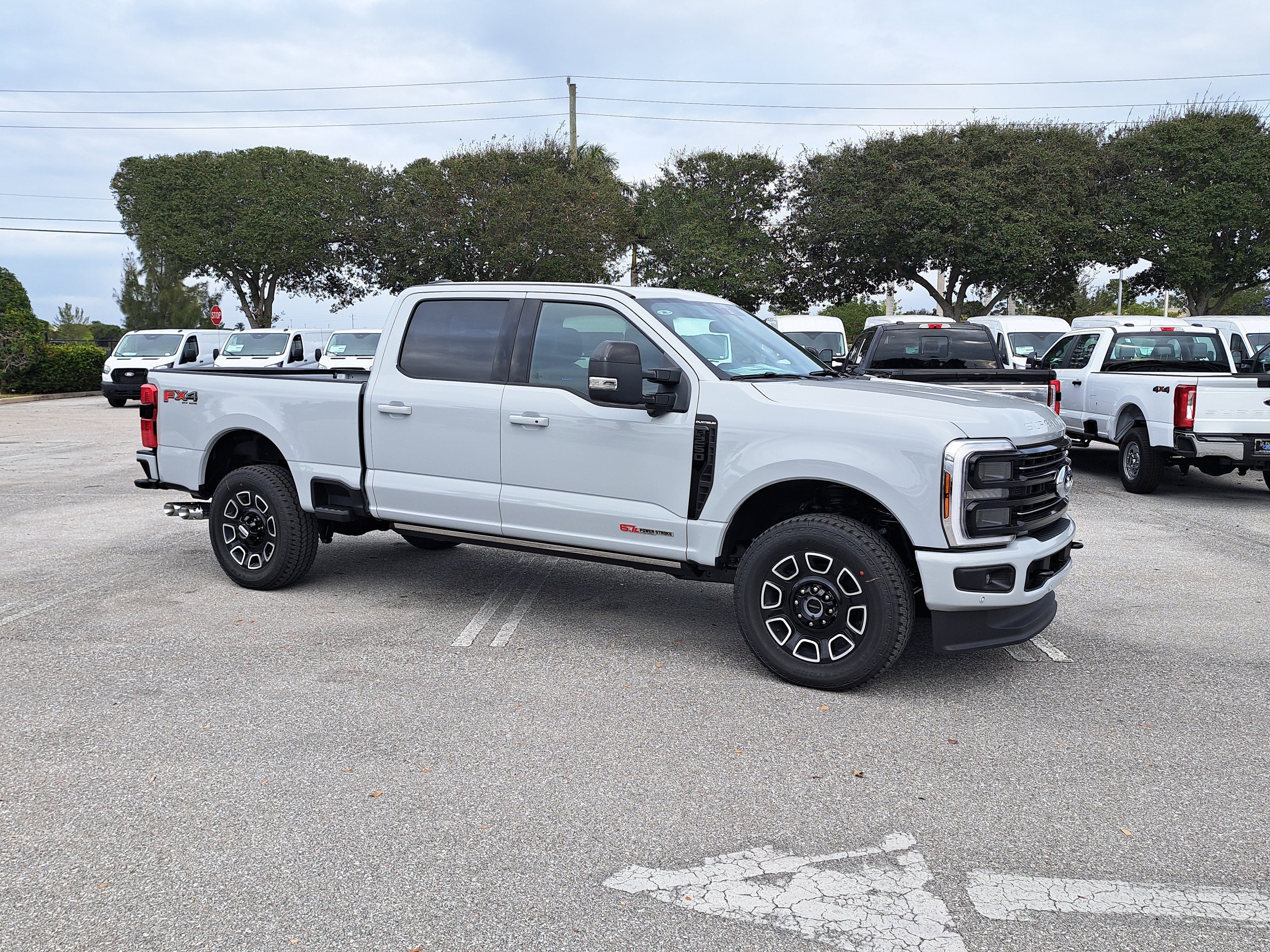 2026 Ford Super Duty F-250 SRW Platinum