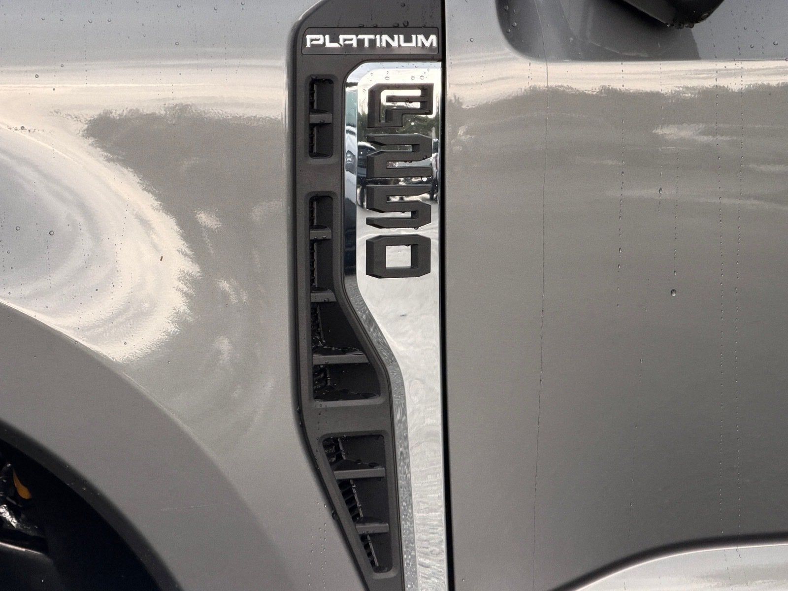 2027 Ford Super Duty F-250 SRW Platinum