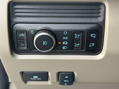2027 Ford Super Duty F-250 SRW Platinum