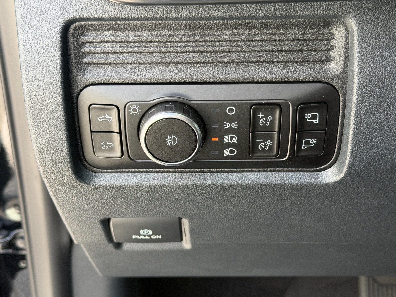 2027 Ford Super Duty F-250 SRW Lariat