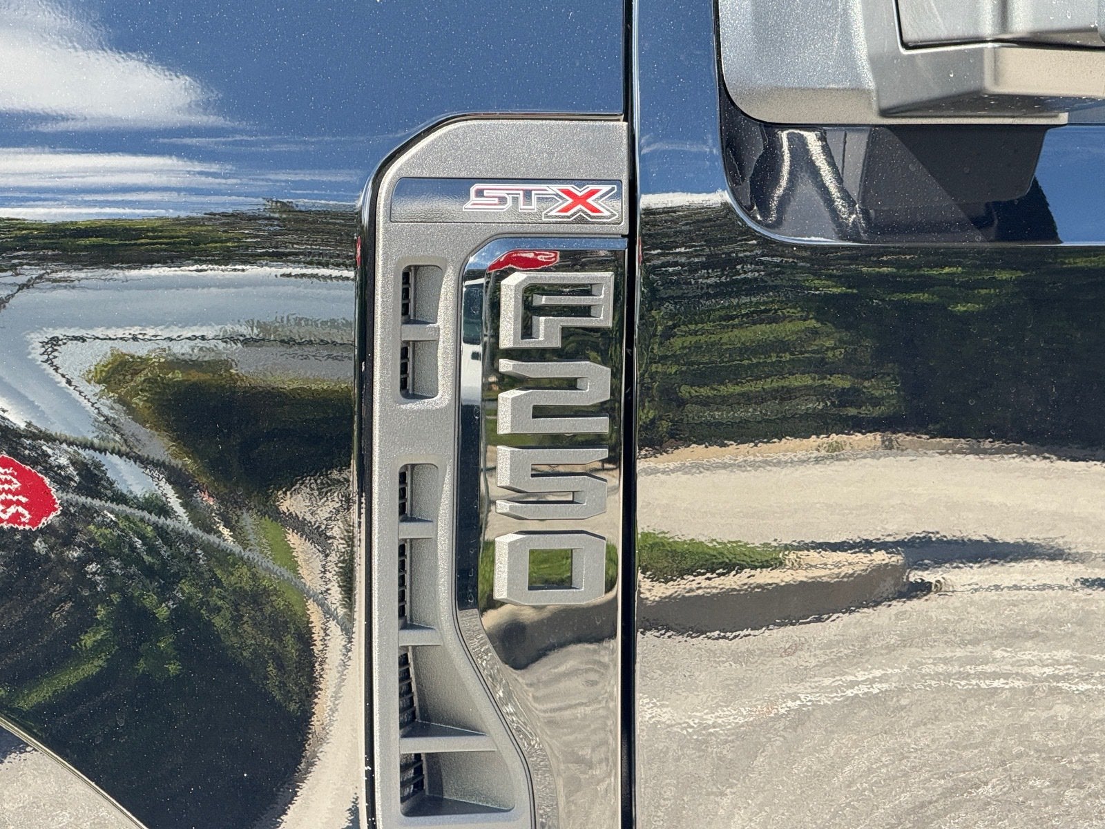 2027 Ford Super Duty F-250 SRW XL