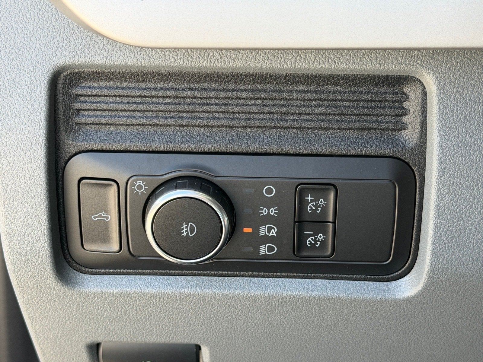 2027 Ford Super Duty F-250 SRW XL