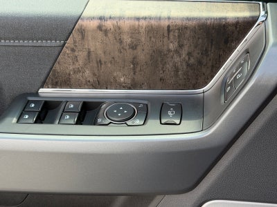 2027 Ford Super Duty F-250 SRW LARIAT