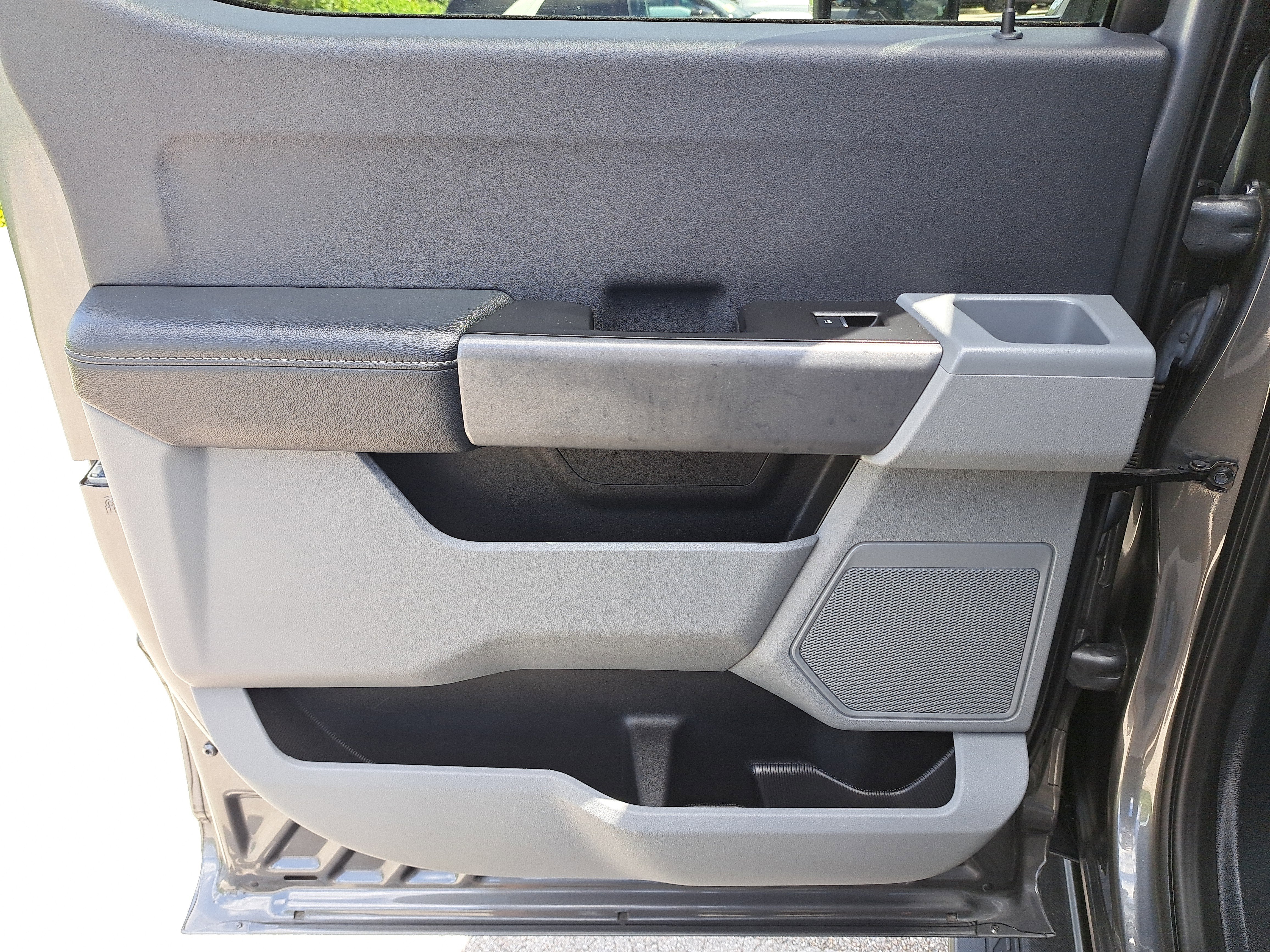 2023 Ford Super Duty F-250 SRW XLT