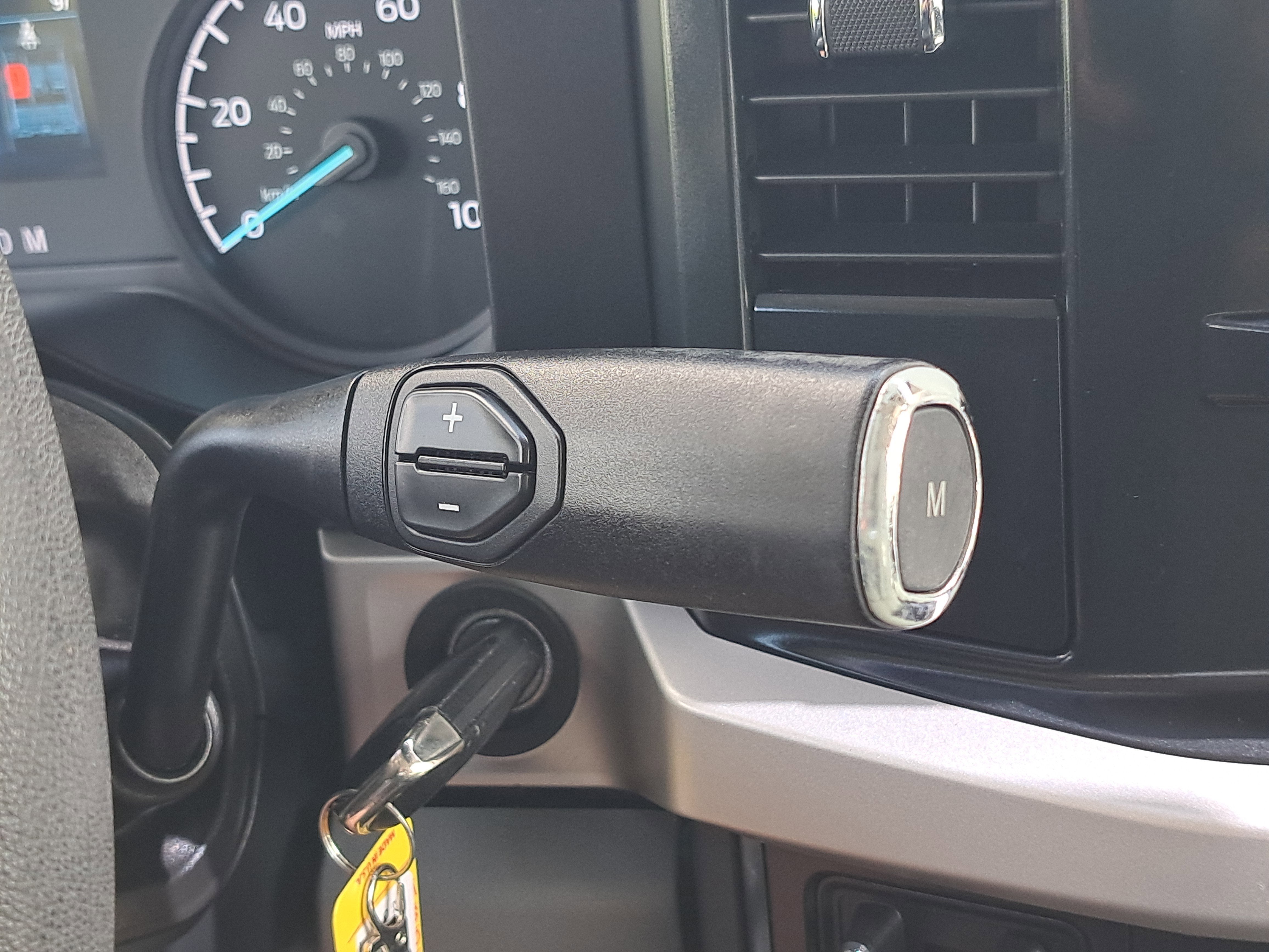 2023 Ford Super Duty F-250 SRW XLT