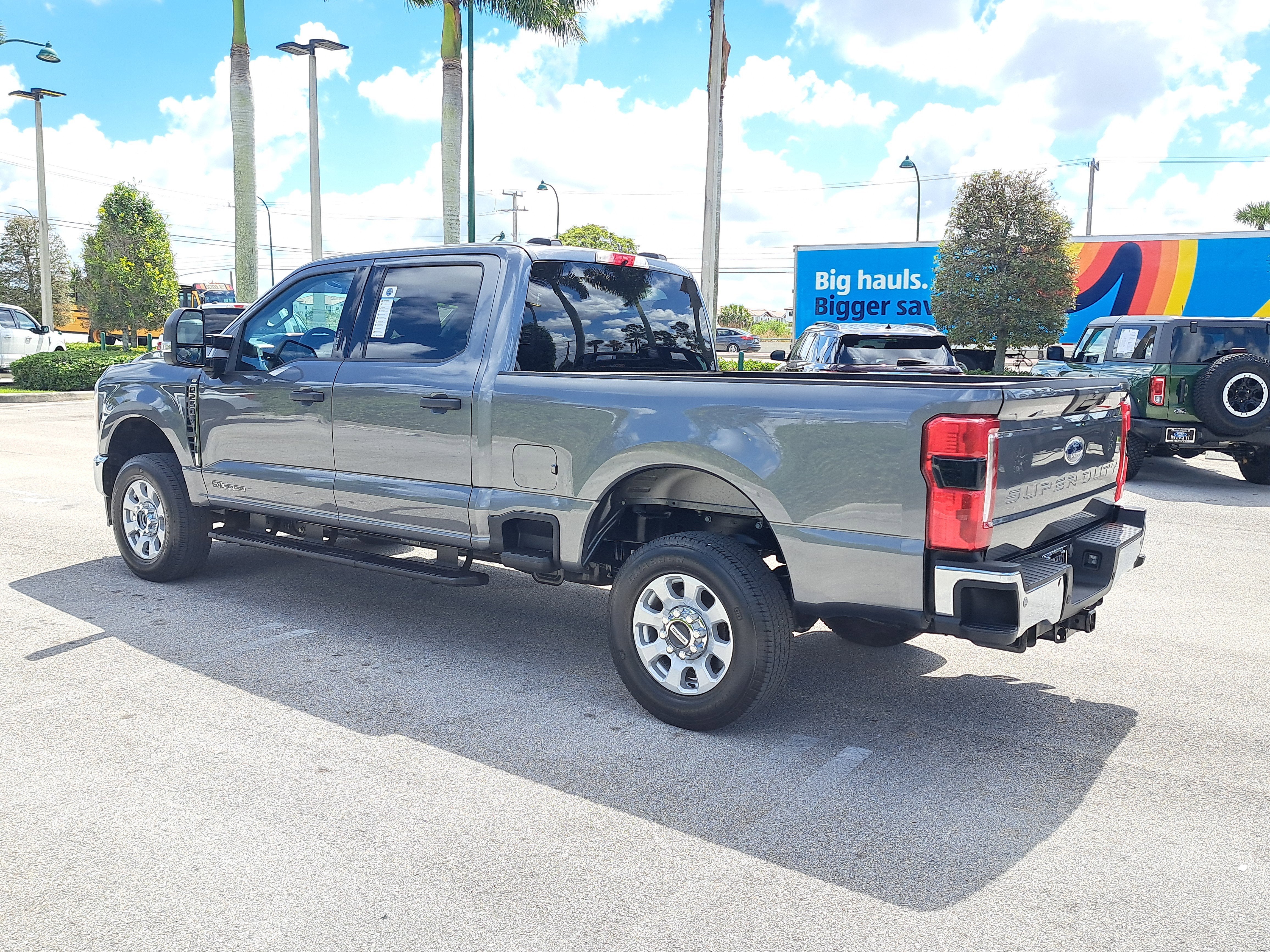 2023 Ford Super Duty F-250 SRW XLT
