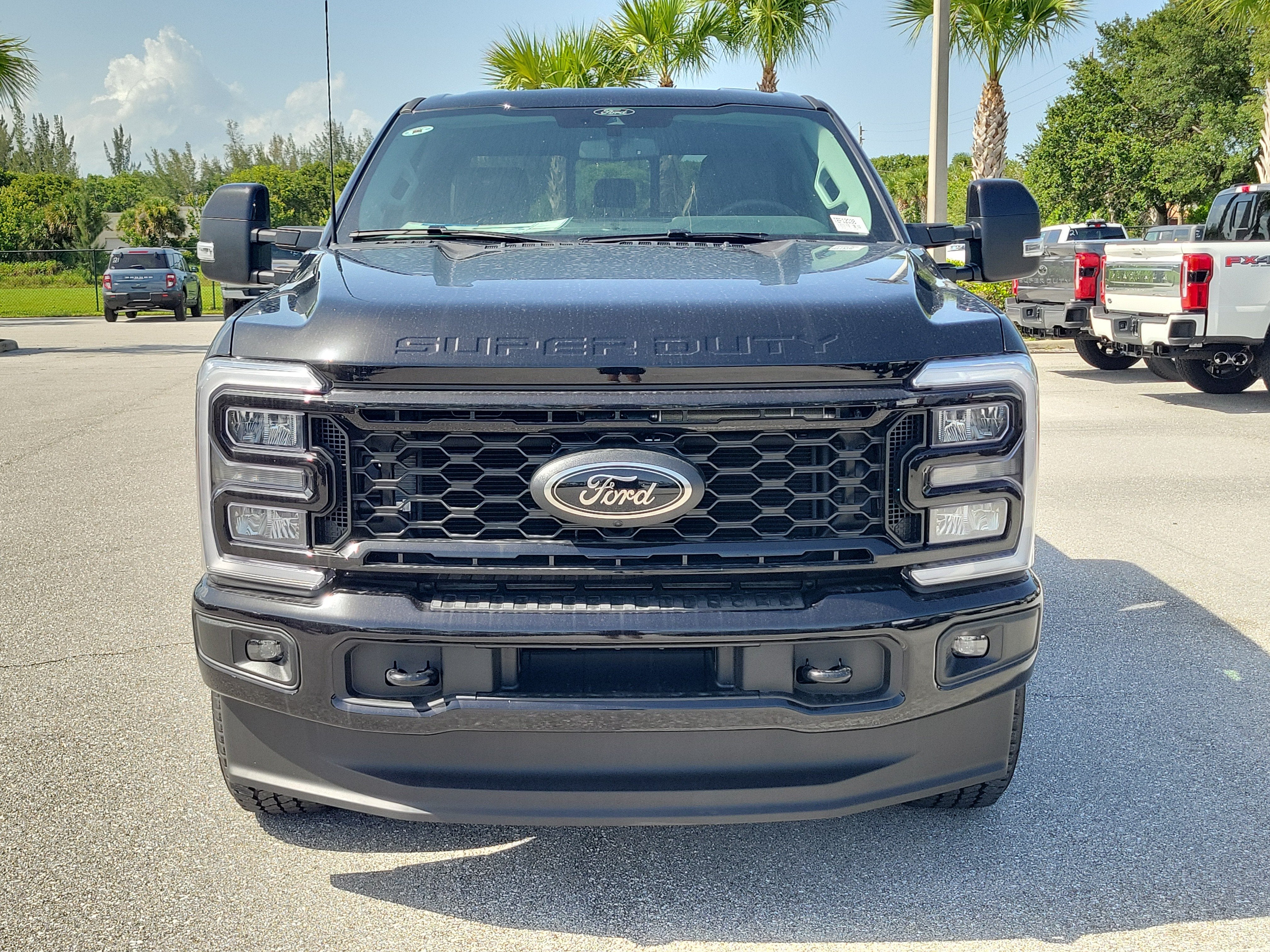 2026 Ford Super Duty F-250 SRW Platinum