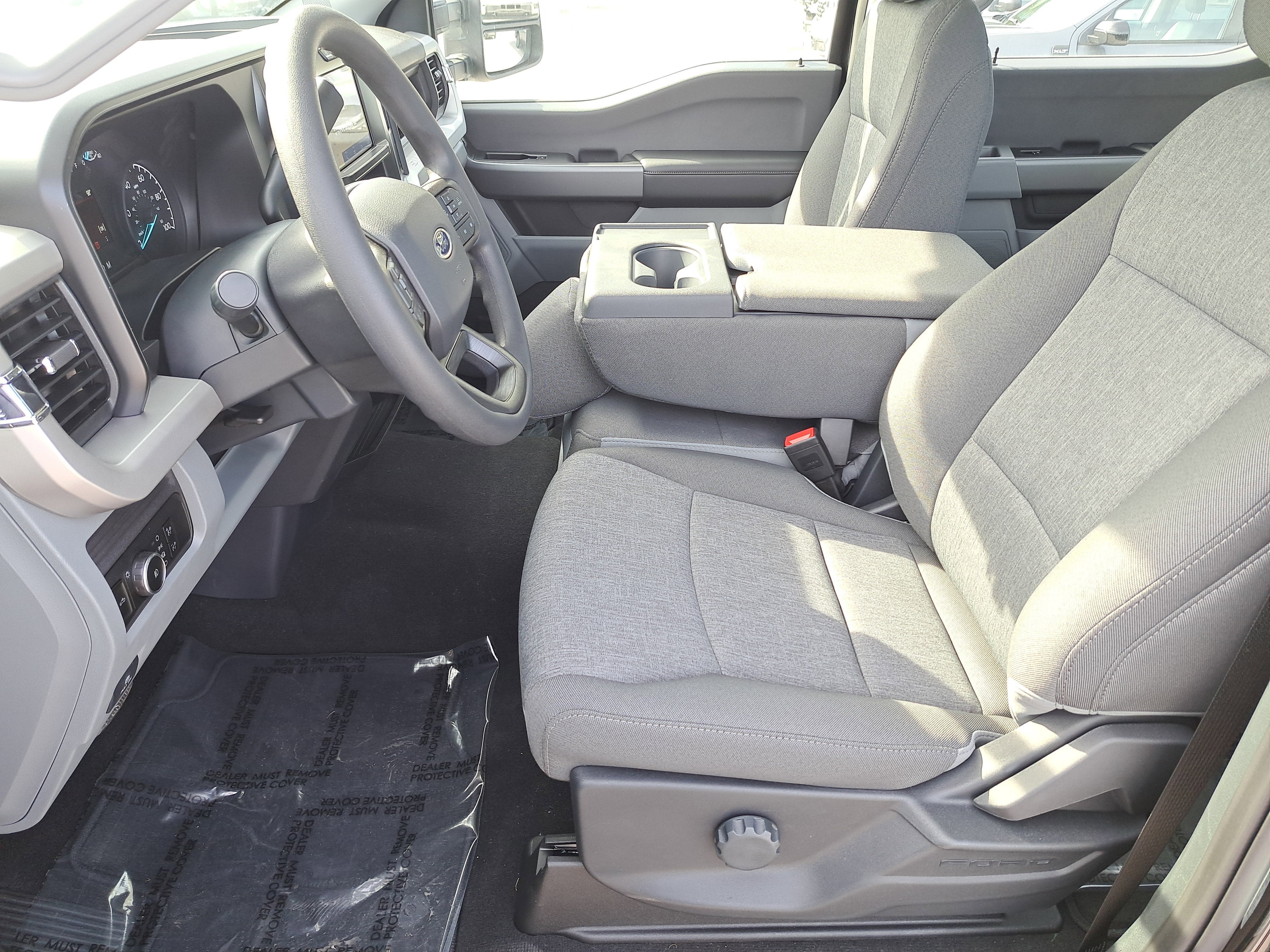 2025 Ford Super Duty F-250 SRW XL