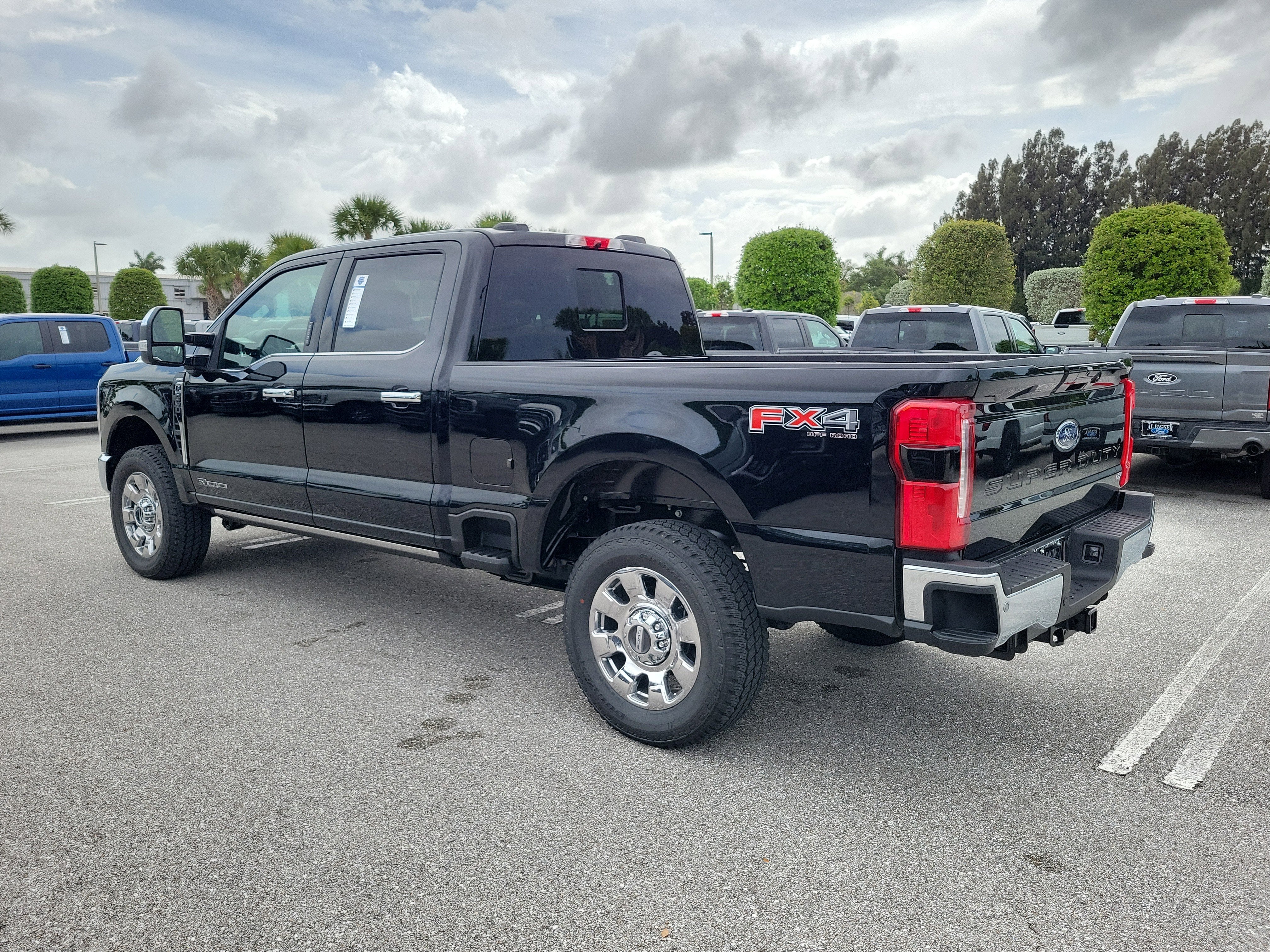 2026 Ford Super Duty F-250 SRW LARIAT