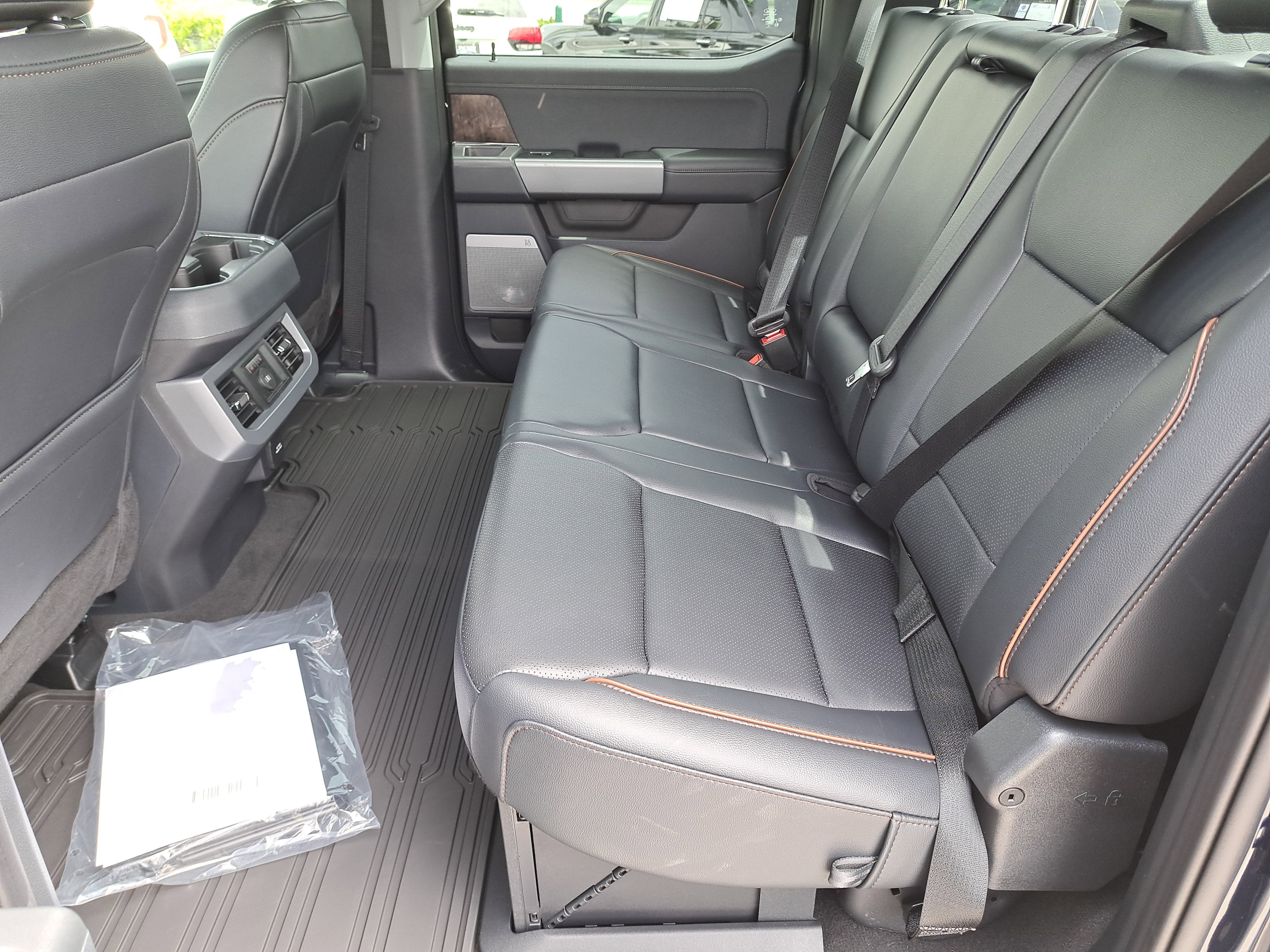 2025 Ford Super Duty F-250 SRW LARIAT