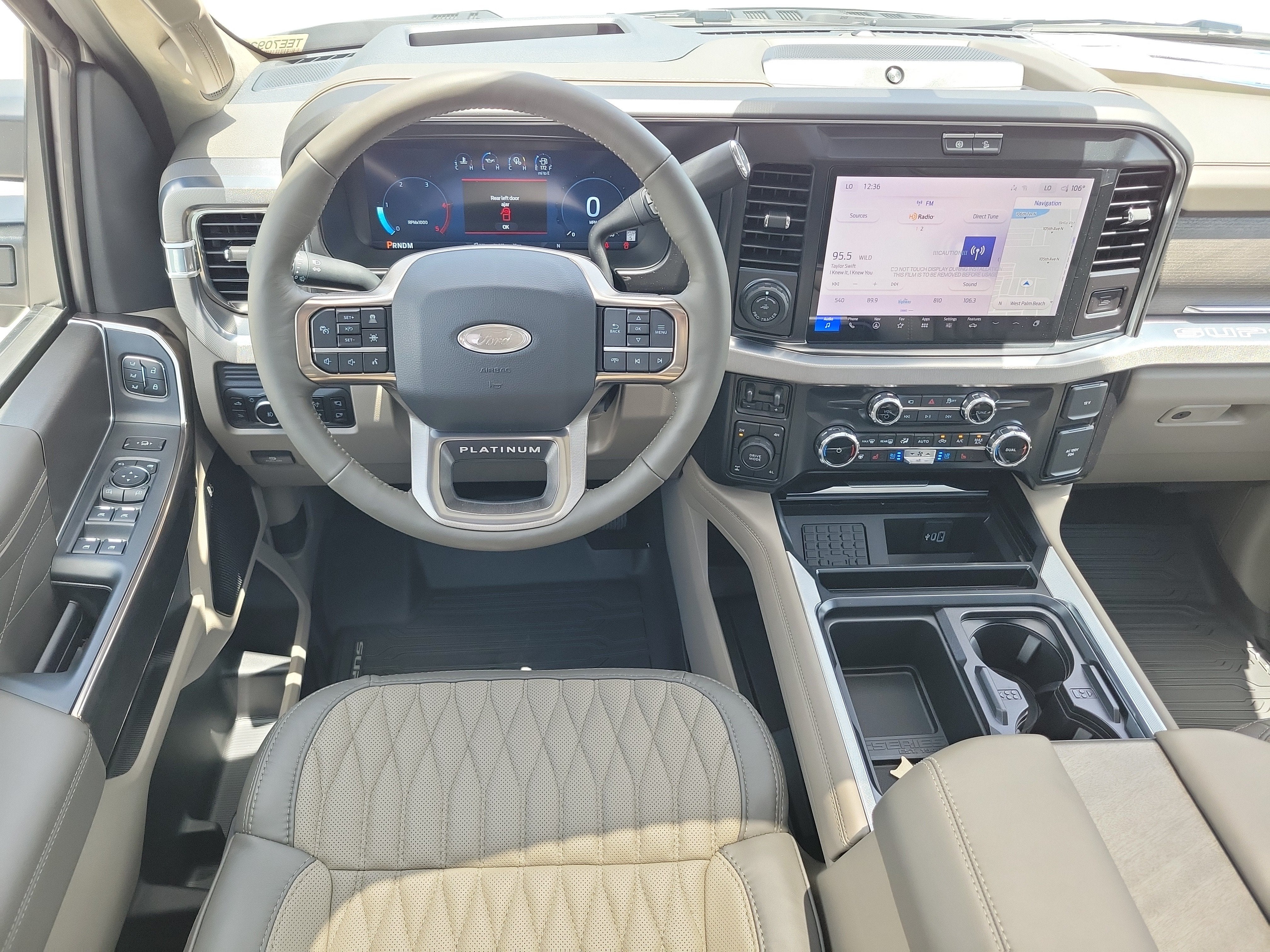 2026 Ford Super Duty F-350 SRW Platinum