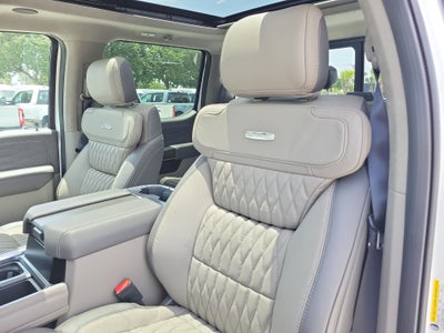 2026 Ford Super Duty F-350 SRW Platinum