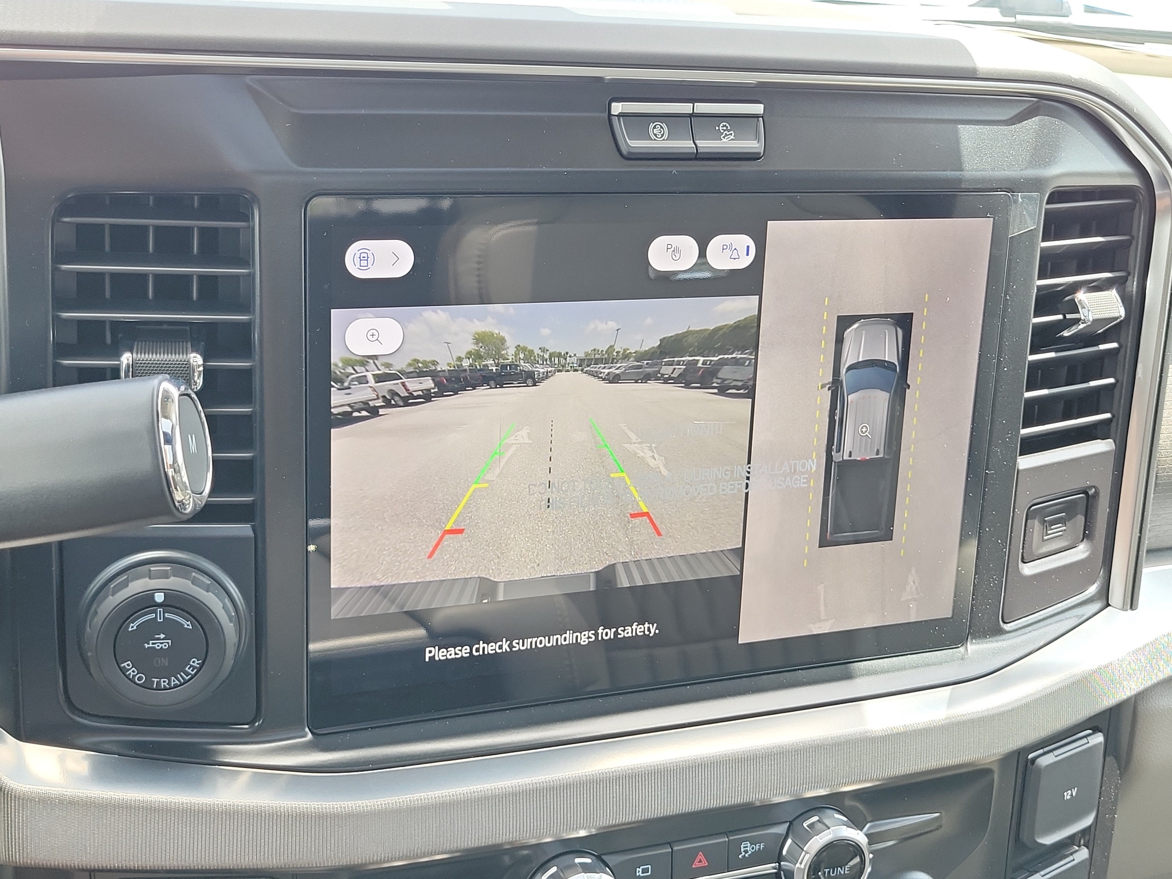 2026 Ford Super Duty F-350 SRW Platinum