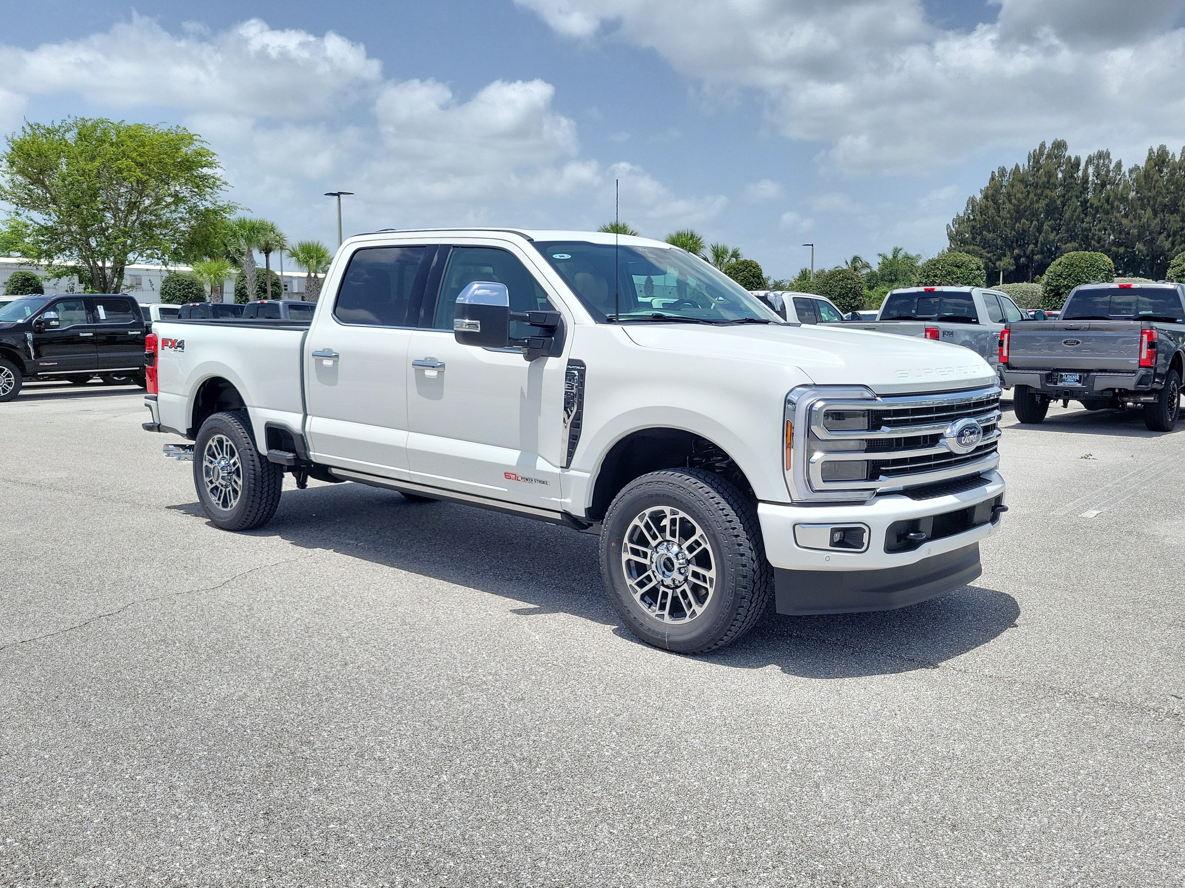 2026 Ford Super Duty F-350 SRW Platinum