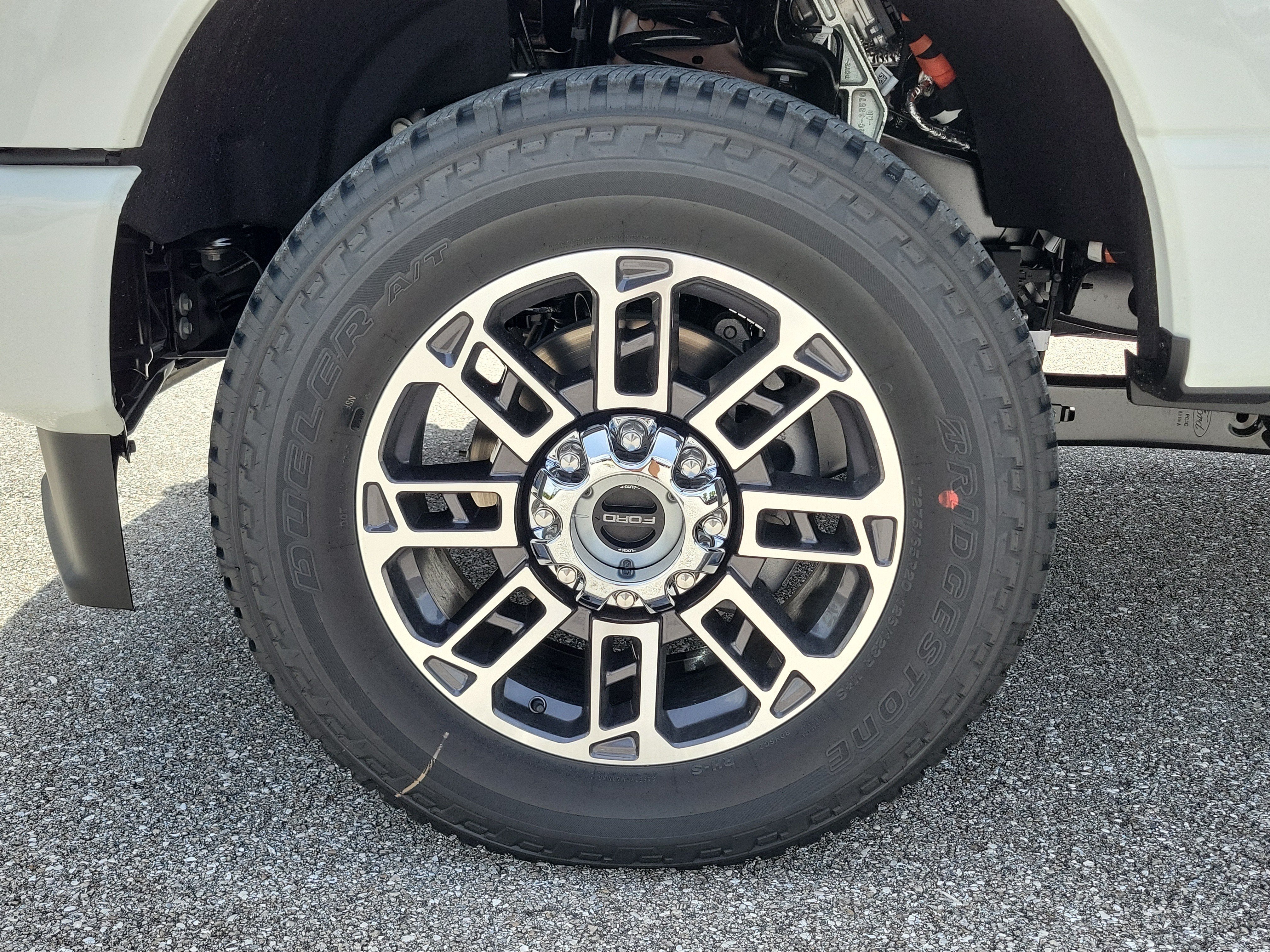 2026 Ford Super Duty F-350 SRW Platinum