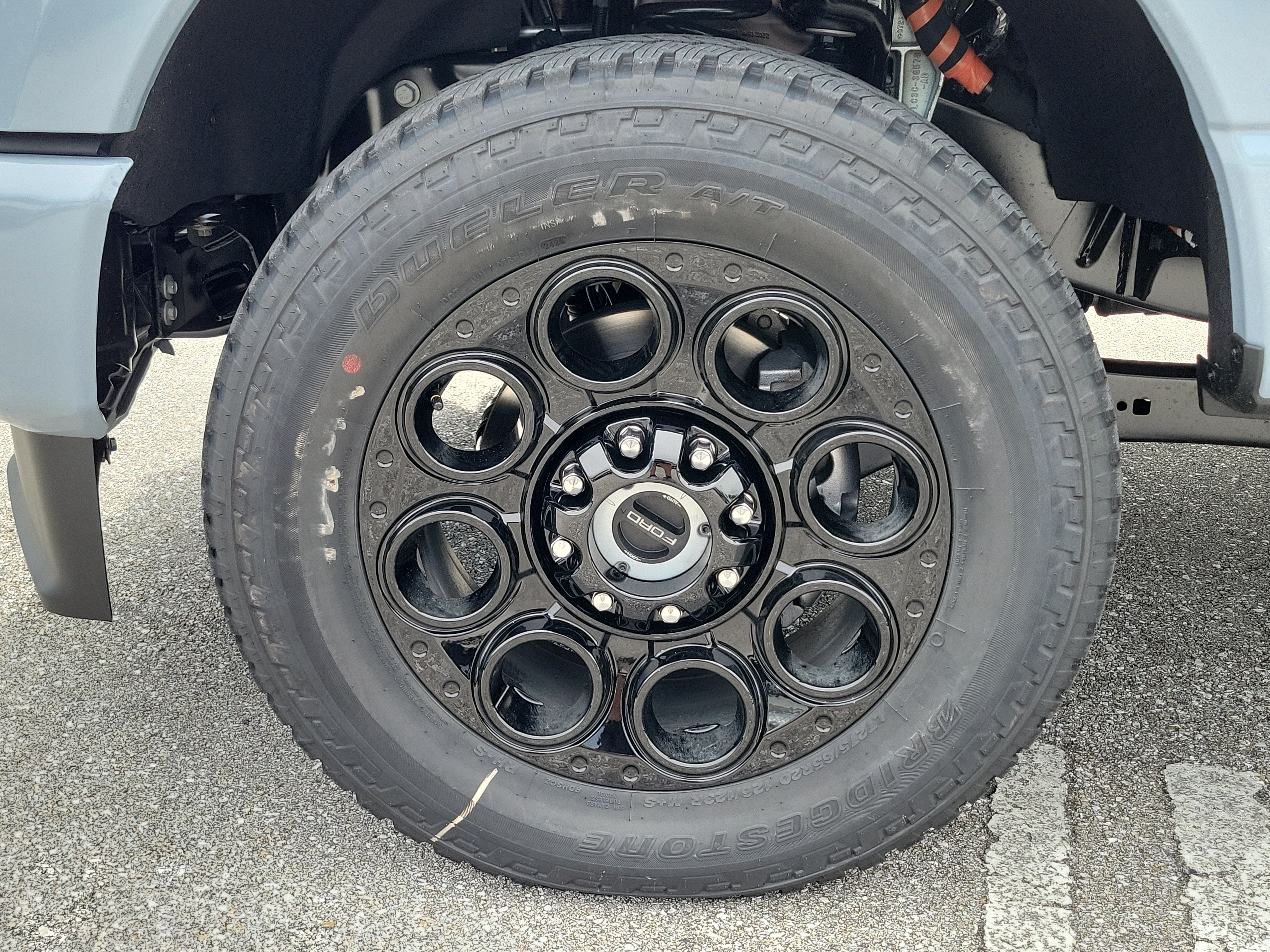 2026 Ford Super Duty F-350 SRW LARIAT