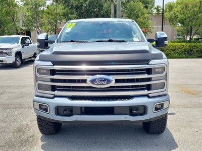 2025 Ford Super Duty F-350 SRW Platinum