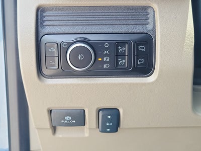 2025 Ford Super Duty F-350 SRW Platinum