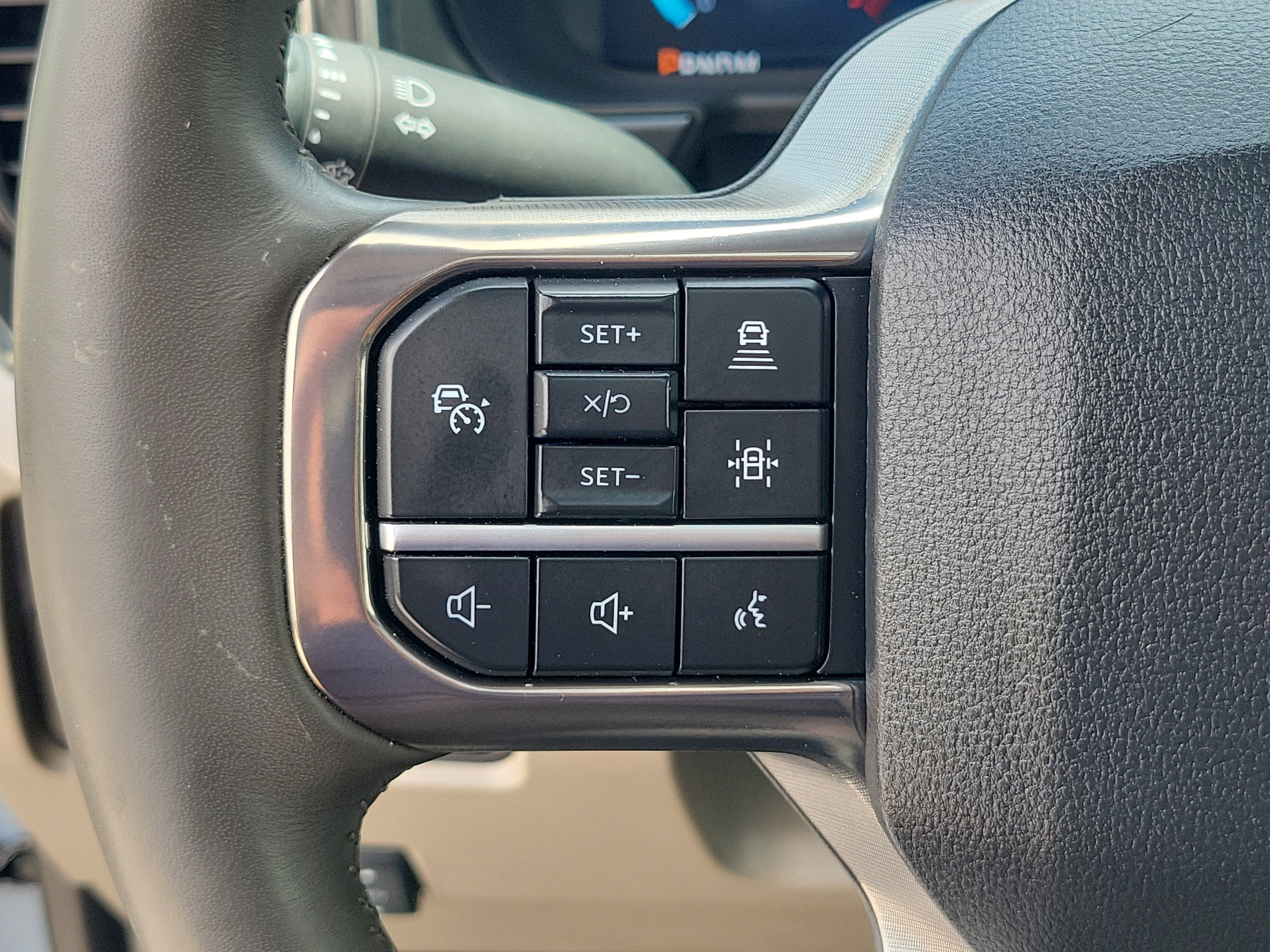 2025 Ford Super Duty F-350 SRW Platinum