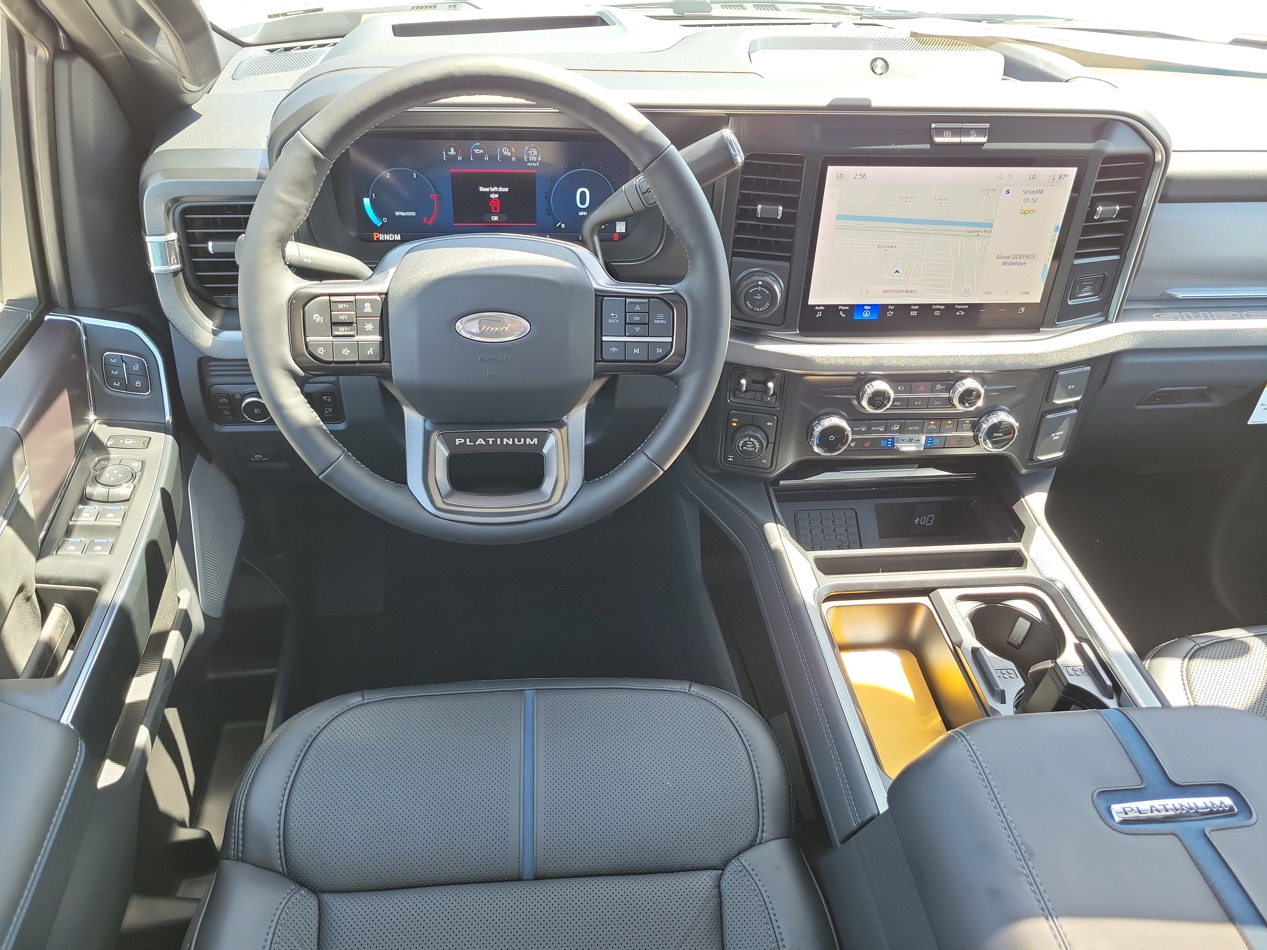 2026 Ford Super Duty F-350 SRW Platinum