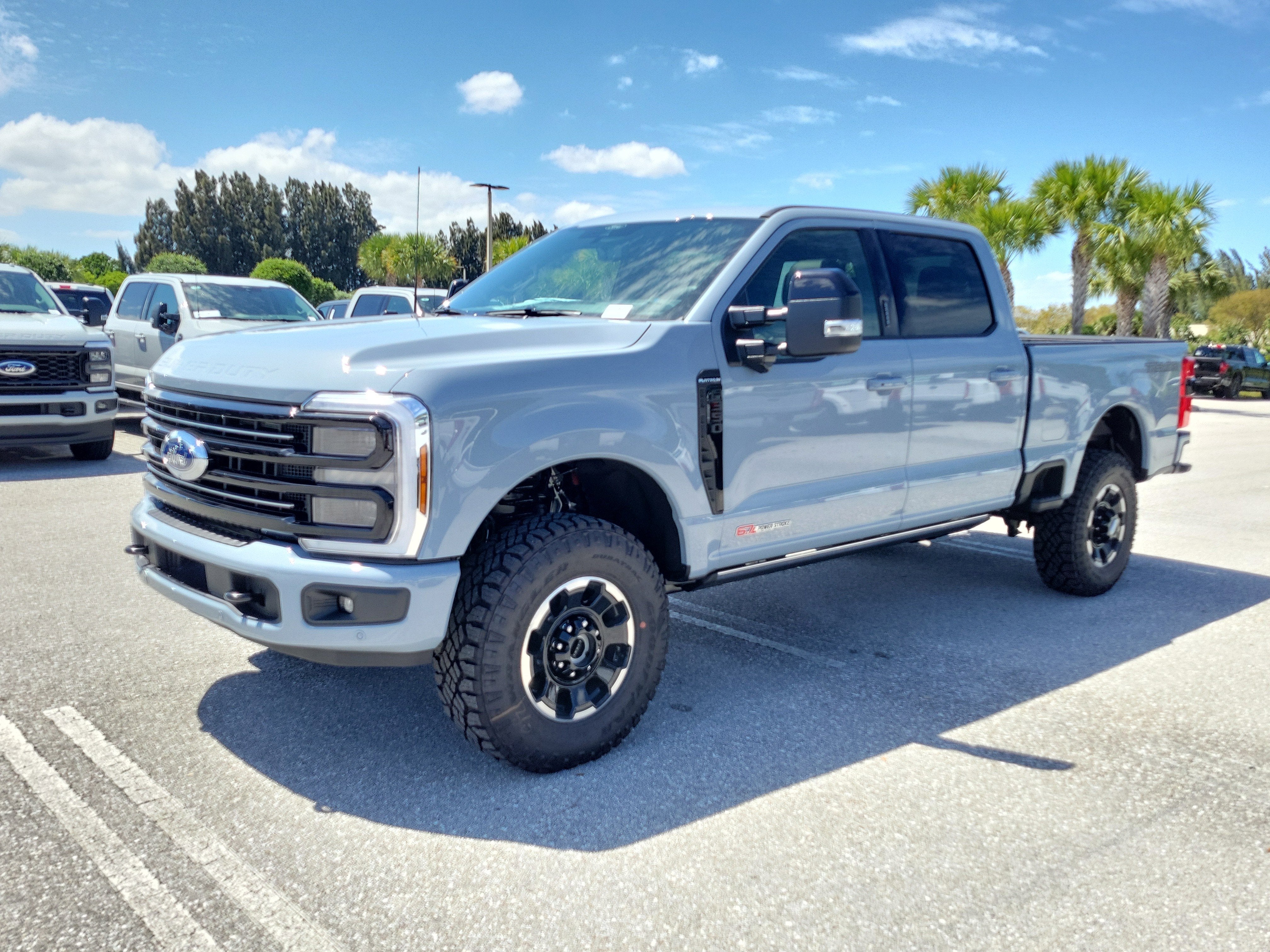 2026 Ford Super Duty F-350 SRW Platinum