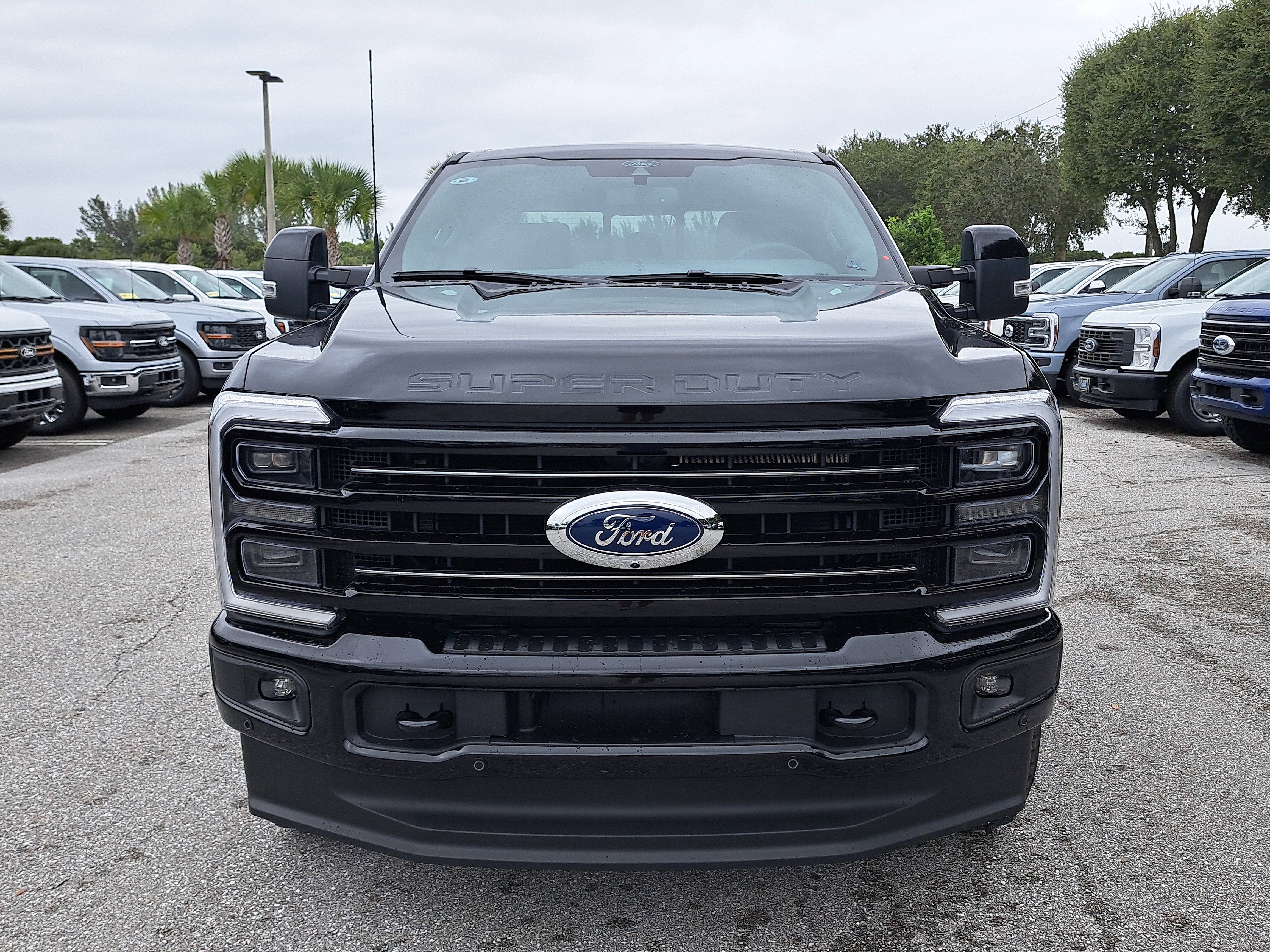 2026 Ford Super Duty F-350 SRW Platinum