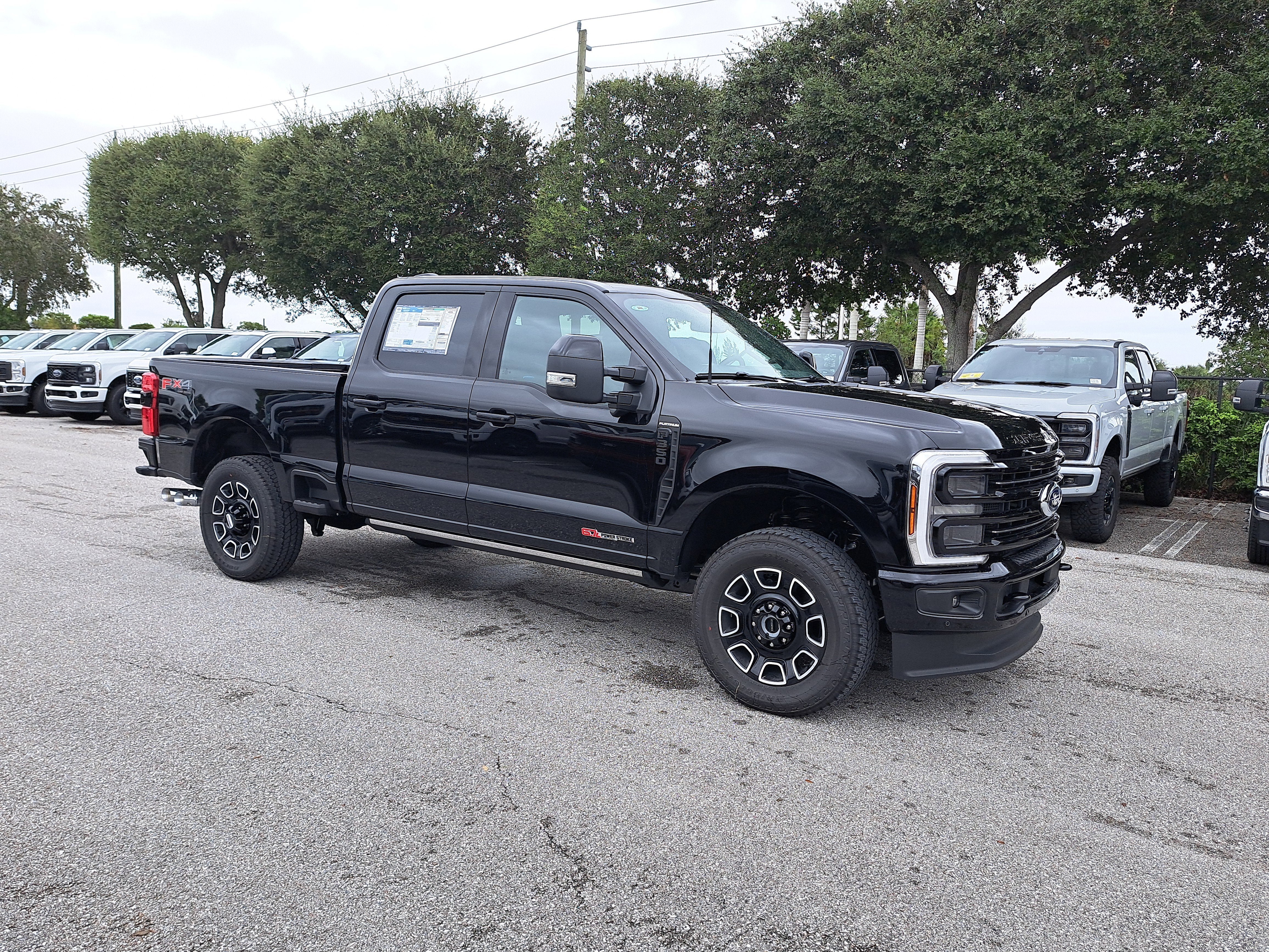 2026 Ford Super Duty F-350 SRW Platinum