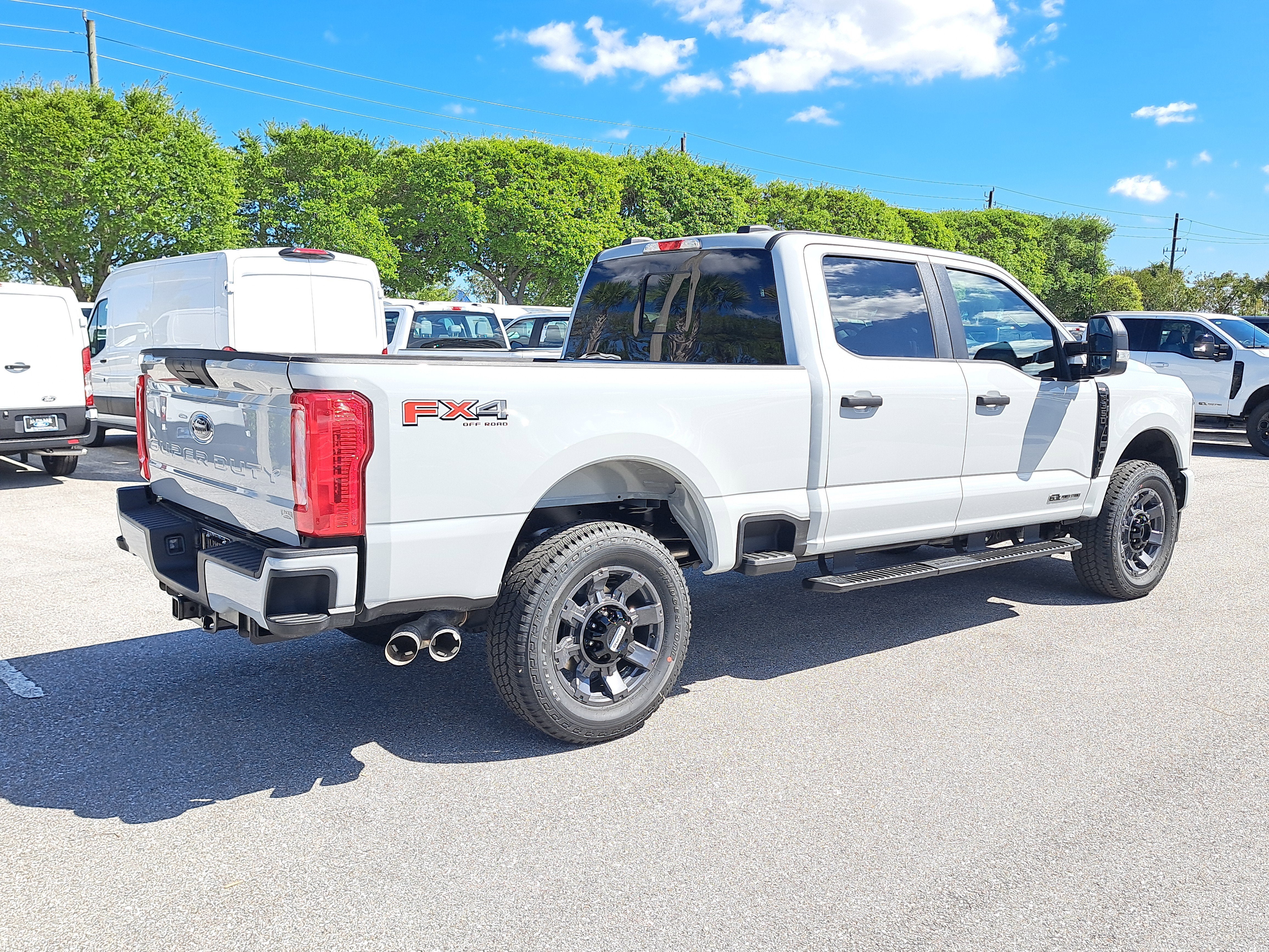 2026 Ford Super Duty F-350 SRW XL