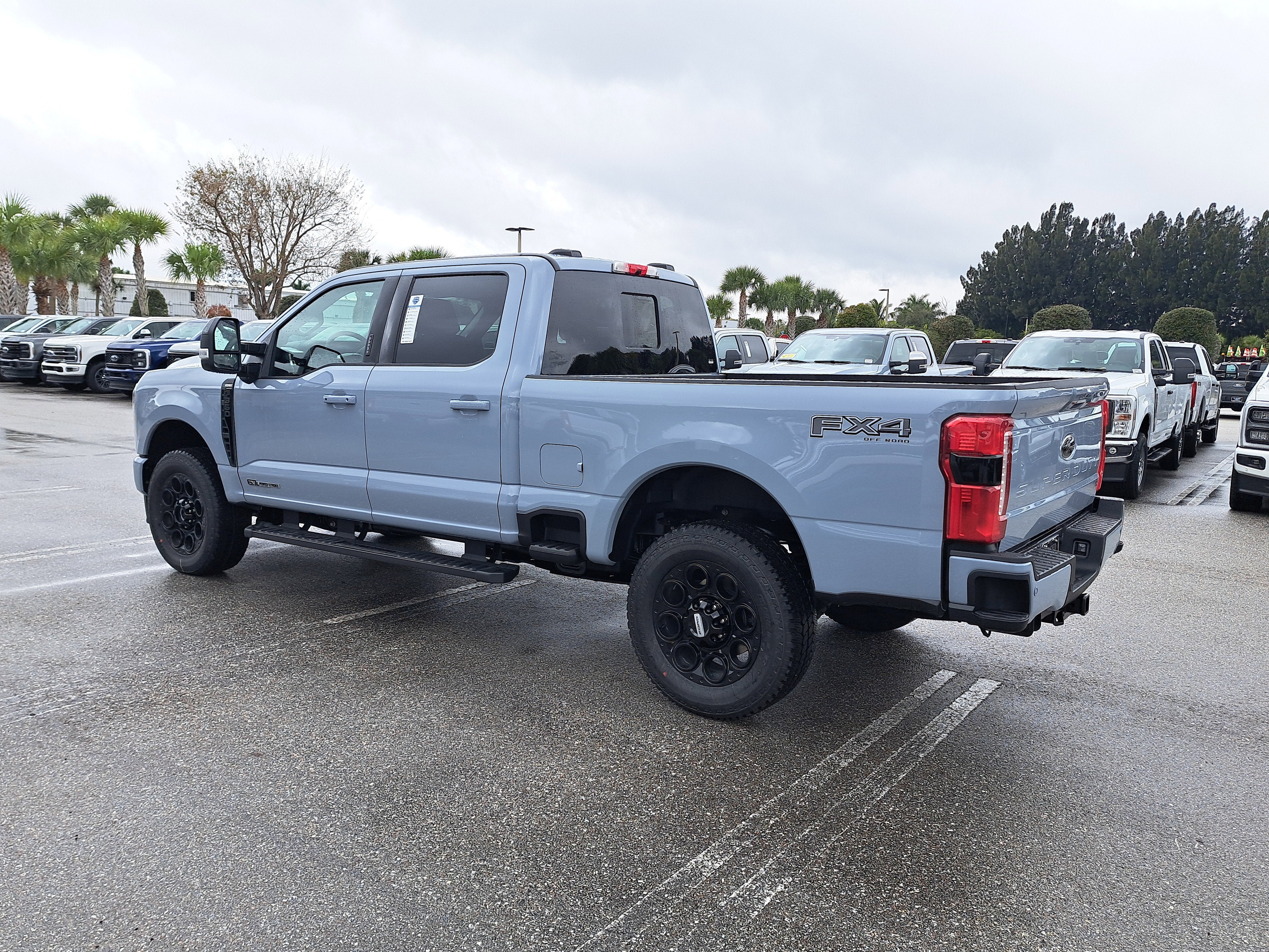 2026 Ford Super Duty F-350 SRW LARIAT