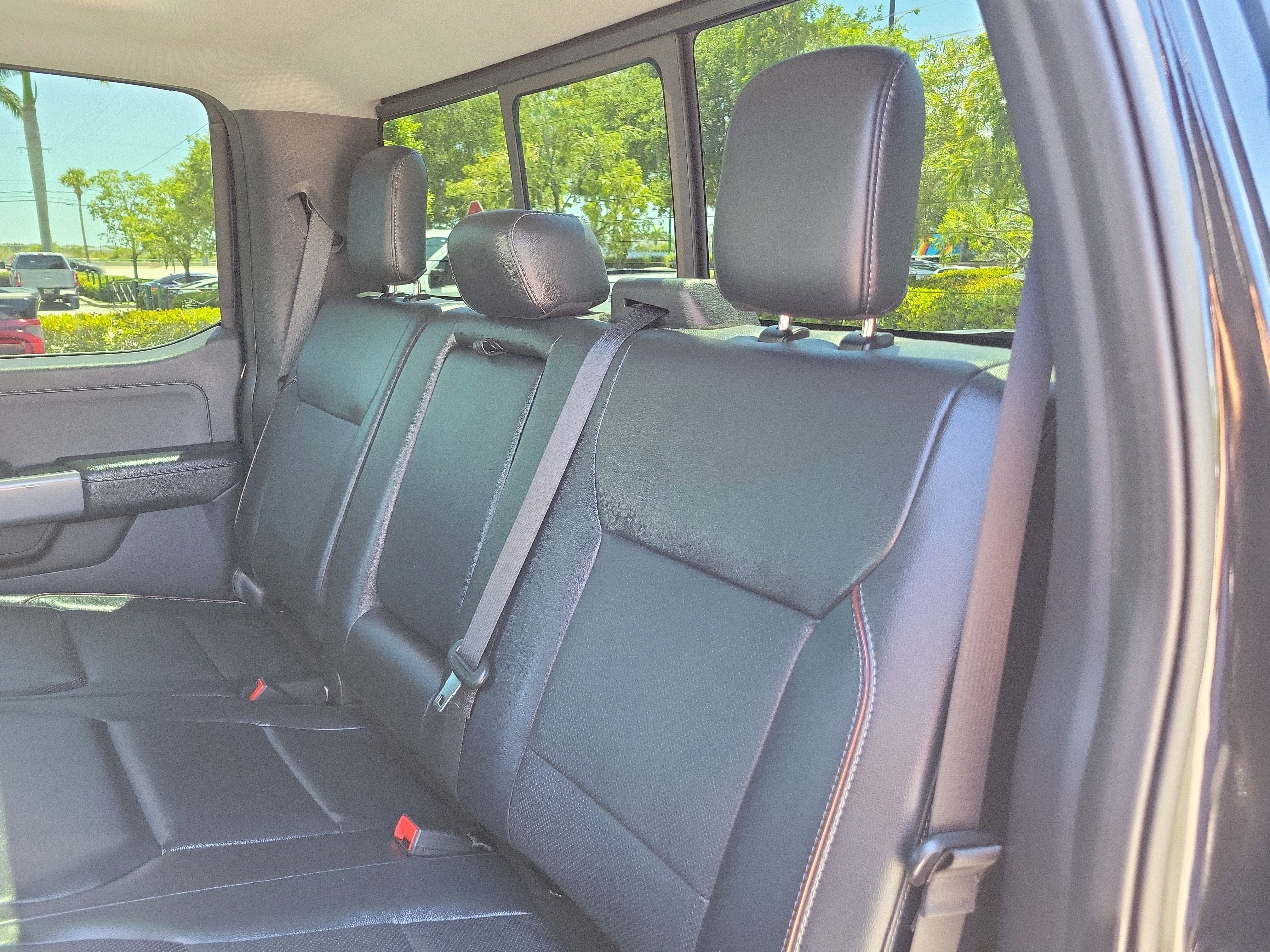 2024 Ford Super Duty F-350 SRW LARIAT