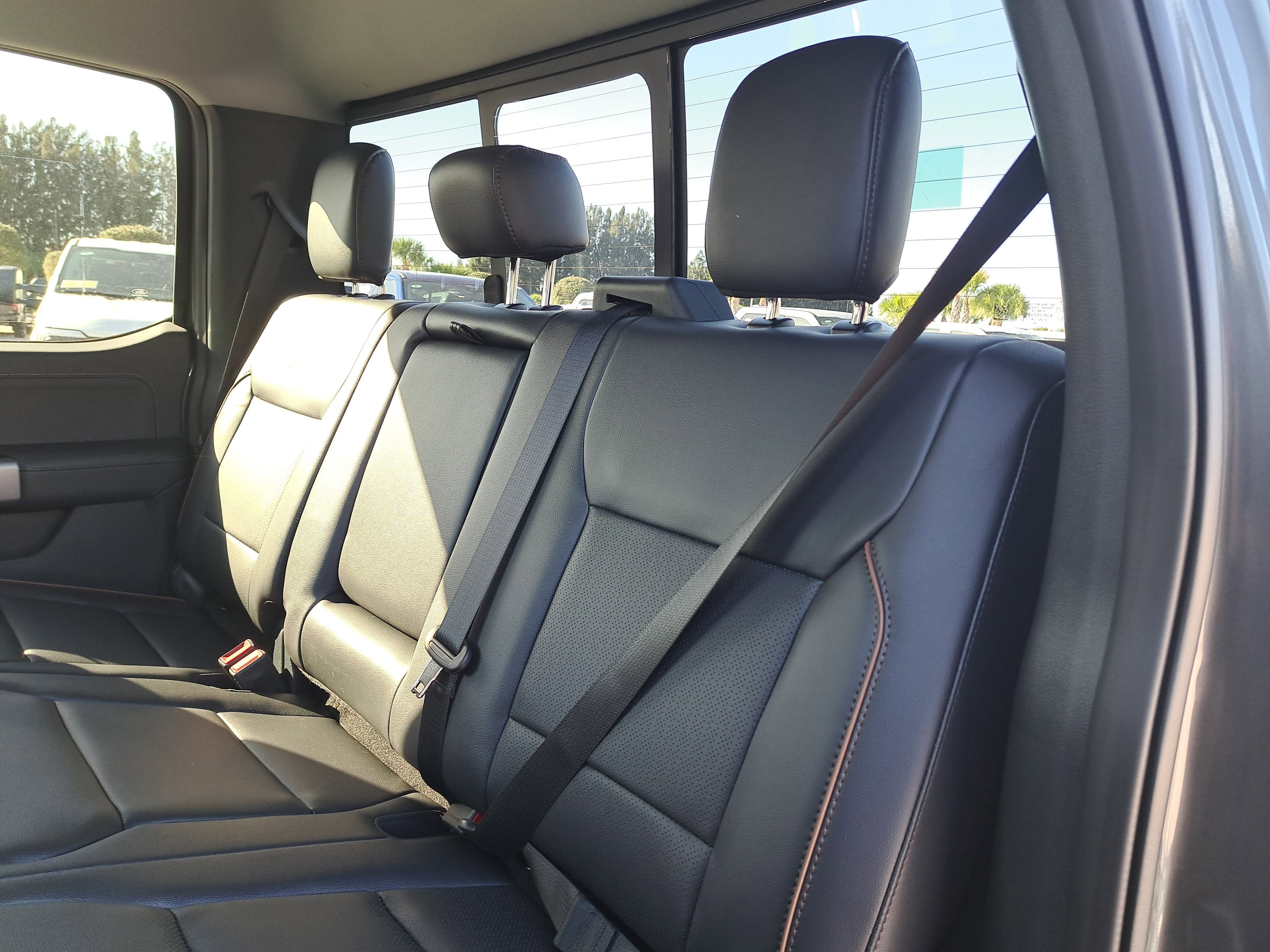 2026 Ford Super Duty F-350 SRW LARIAT