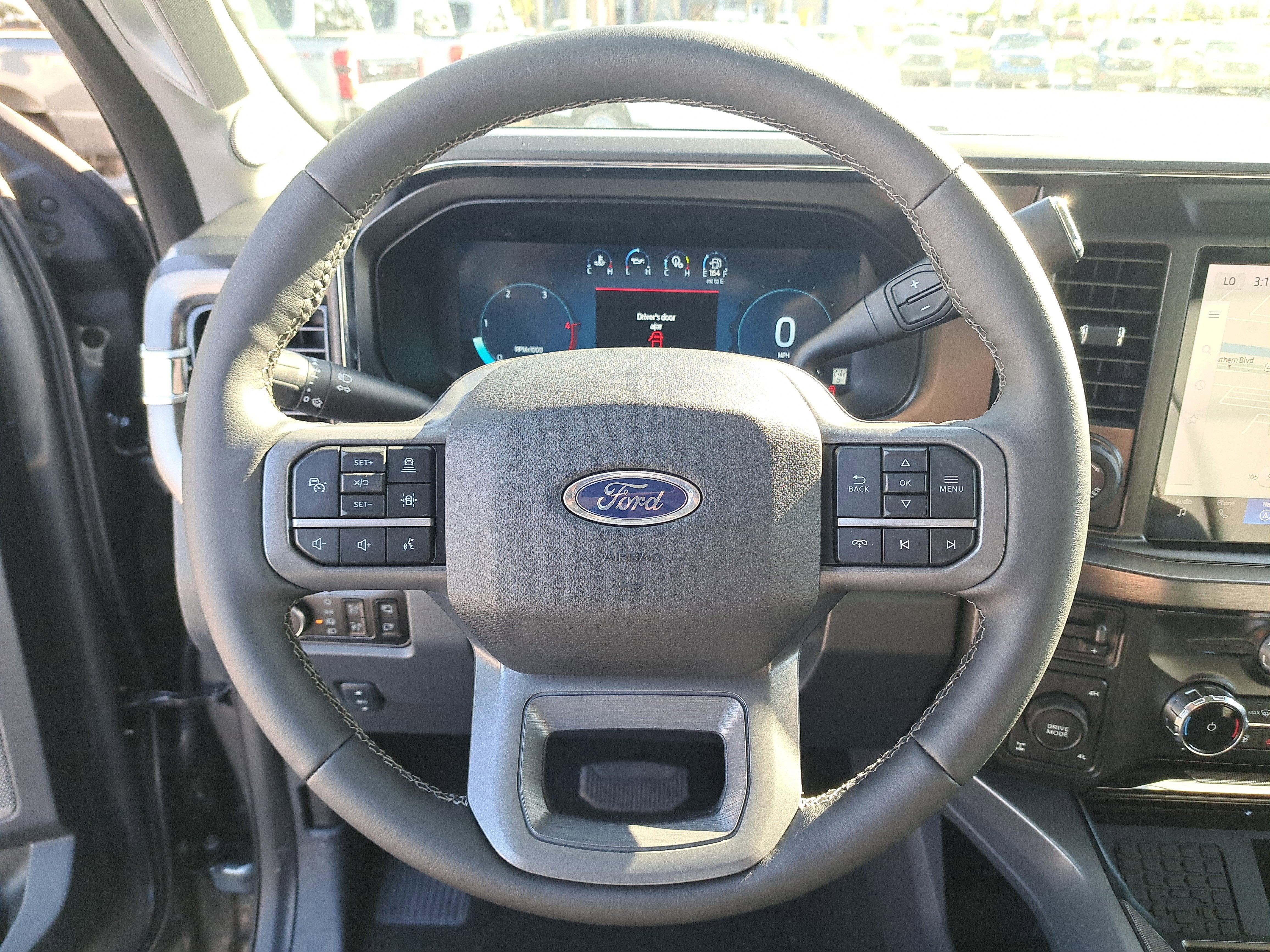 2026 Ford Super Duty F-350 SRW LARIAT